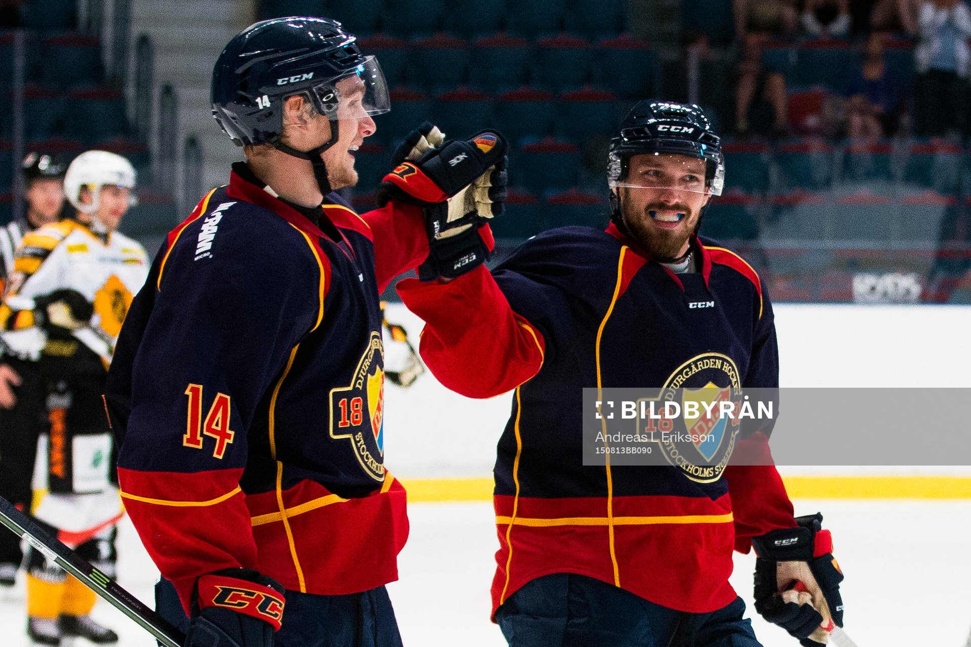 Djurgårdens Alexander Fällström jublar