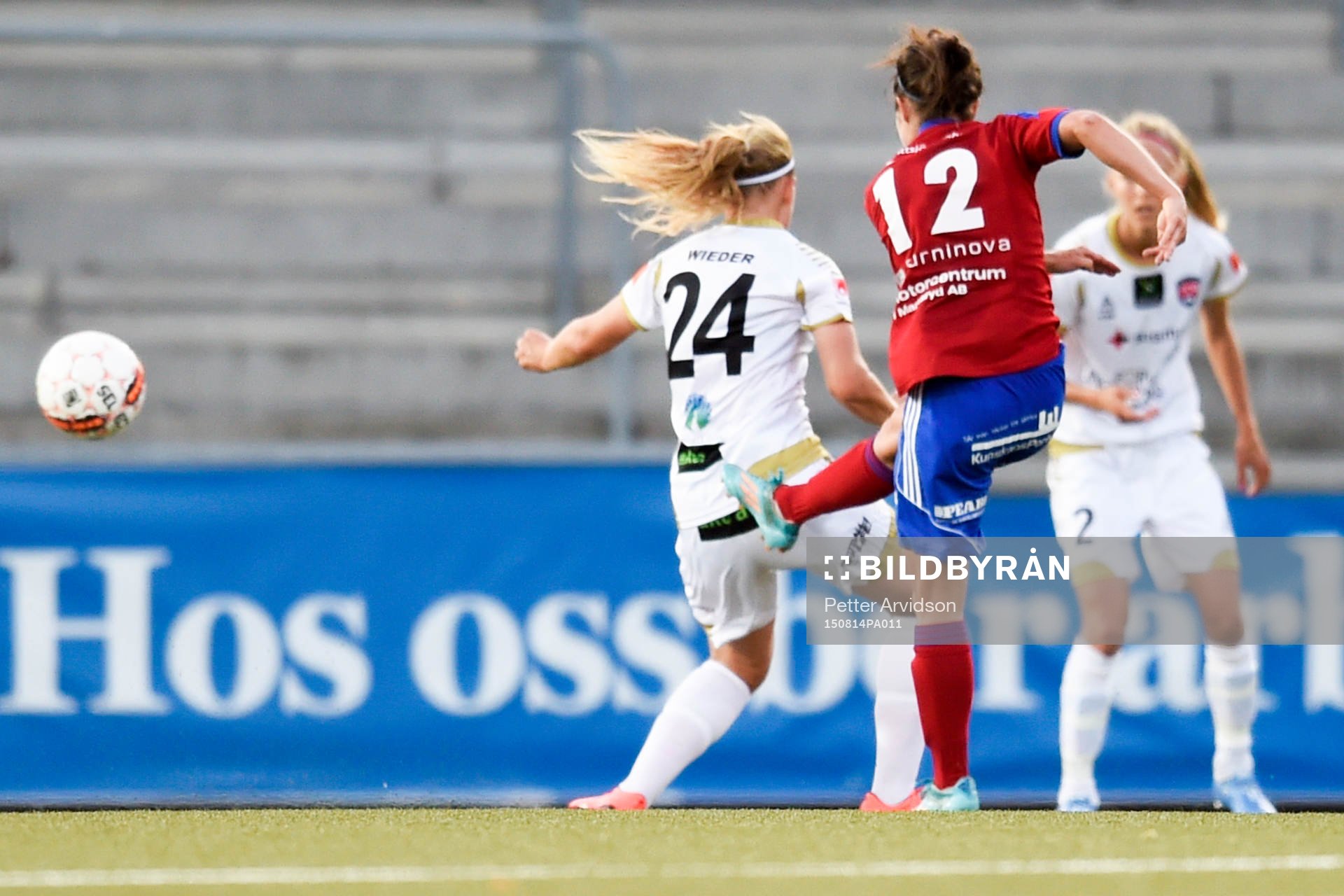 Vittsjös Jane Ross gör 1-1