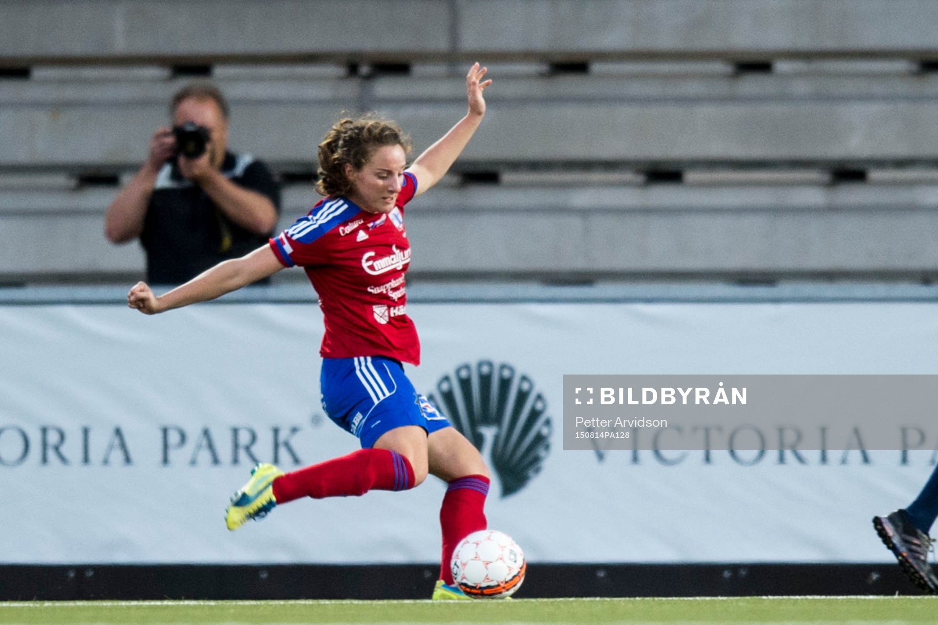 Vittsjös Antonia Göransson skjuter in 1-2