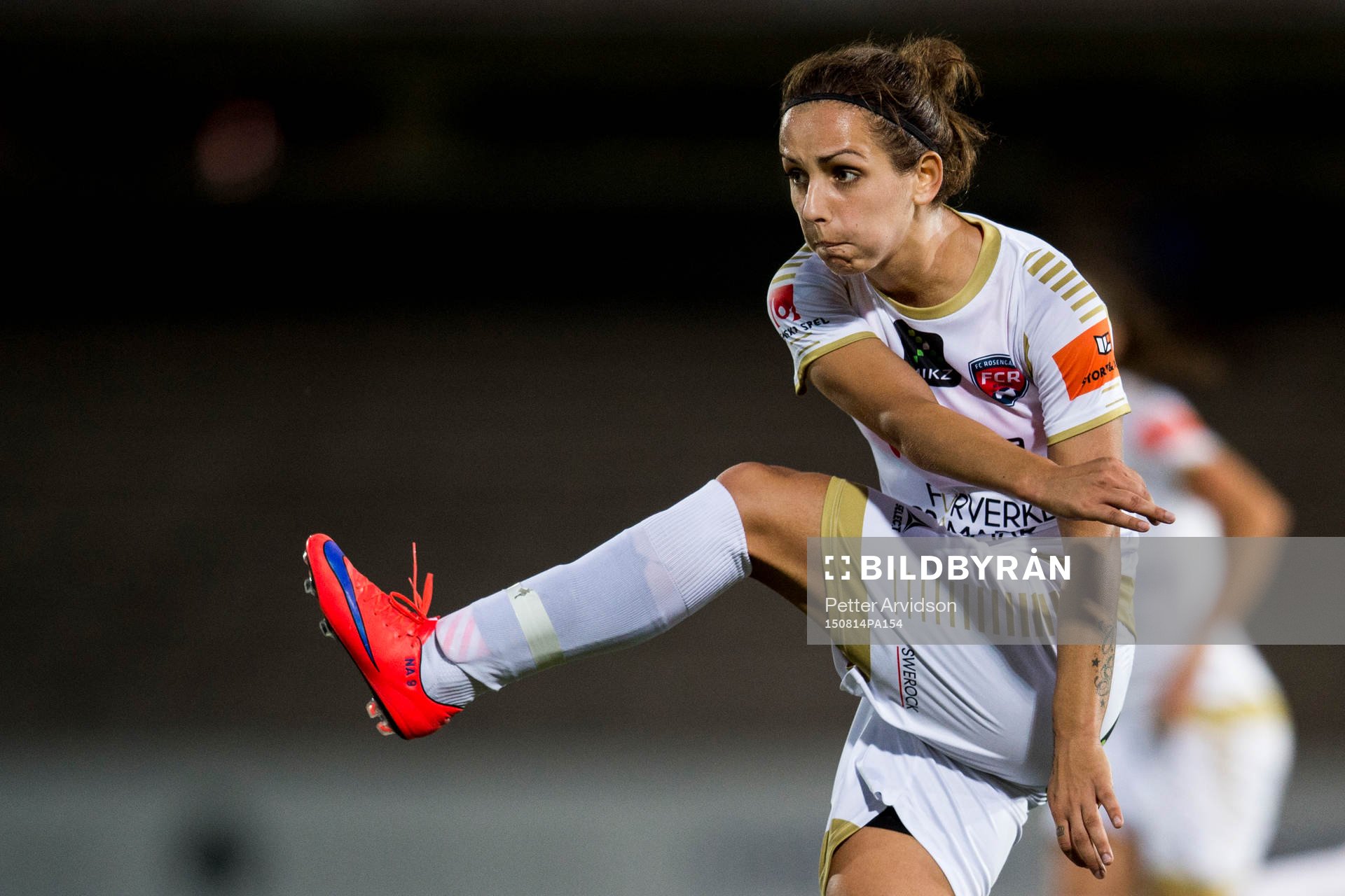 Rosengårds Natasa Andonova under fotbollsmatchen i Damallsvenskan mellan FC Rosengård och Vittsjö den 14 augusti 2015 i Malmö.