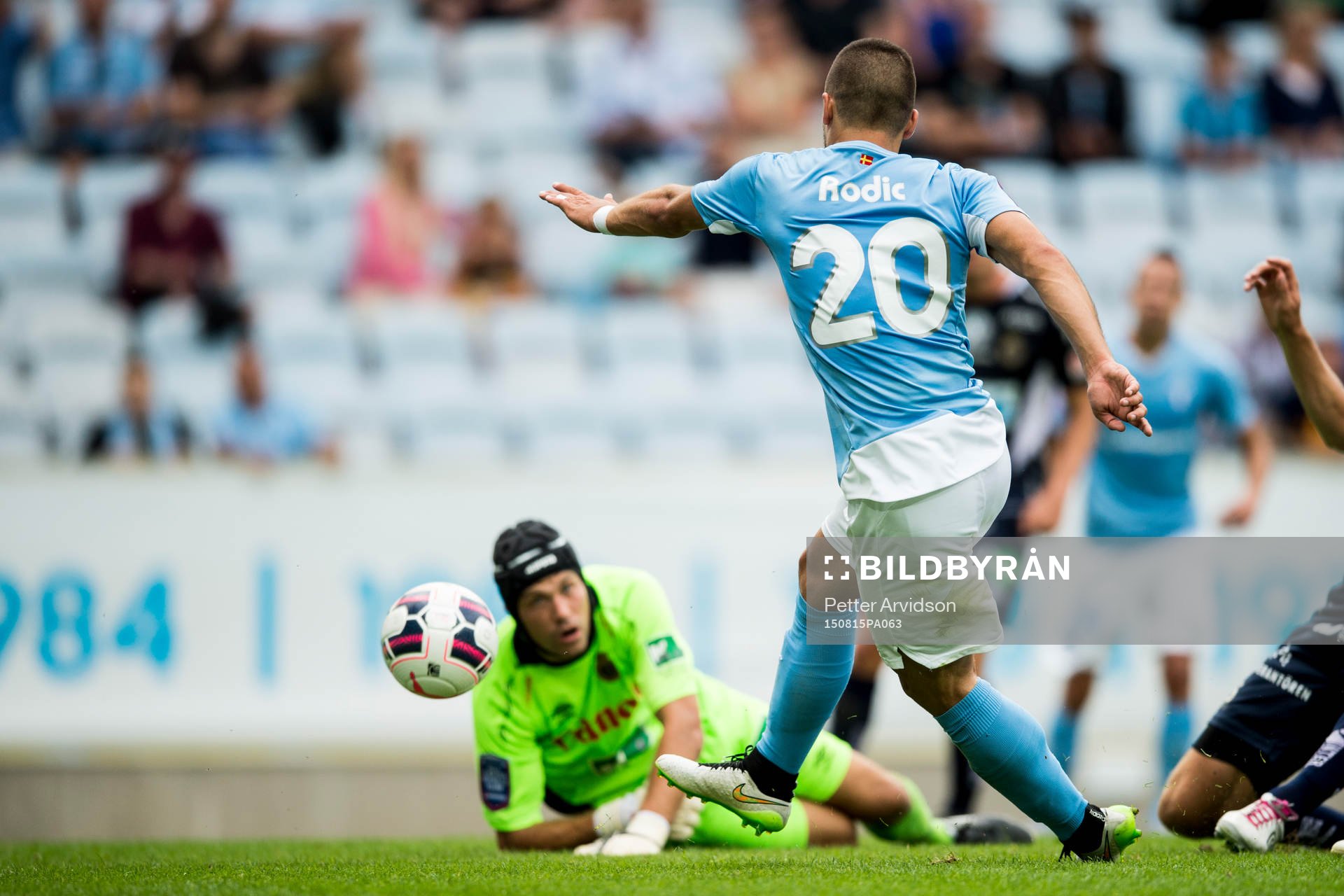 Malmö FFs Vladimir Rodic gör 1-0