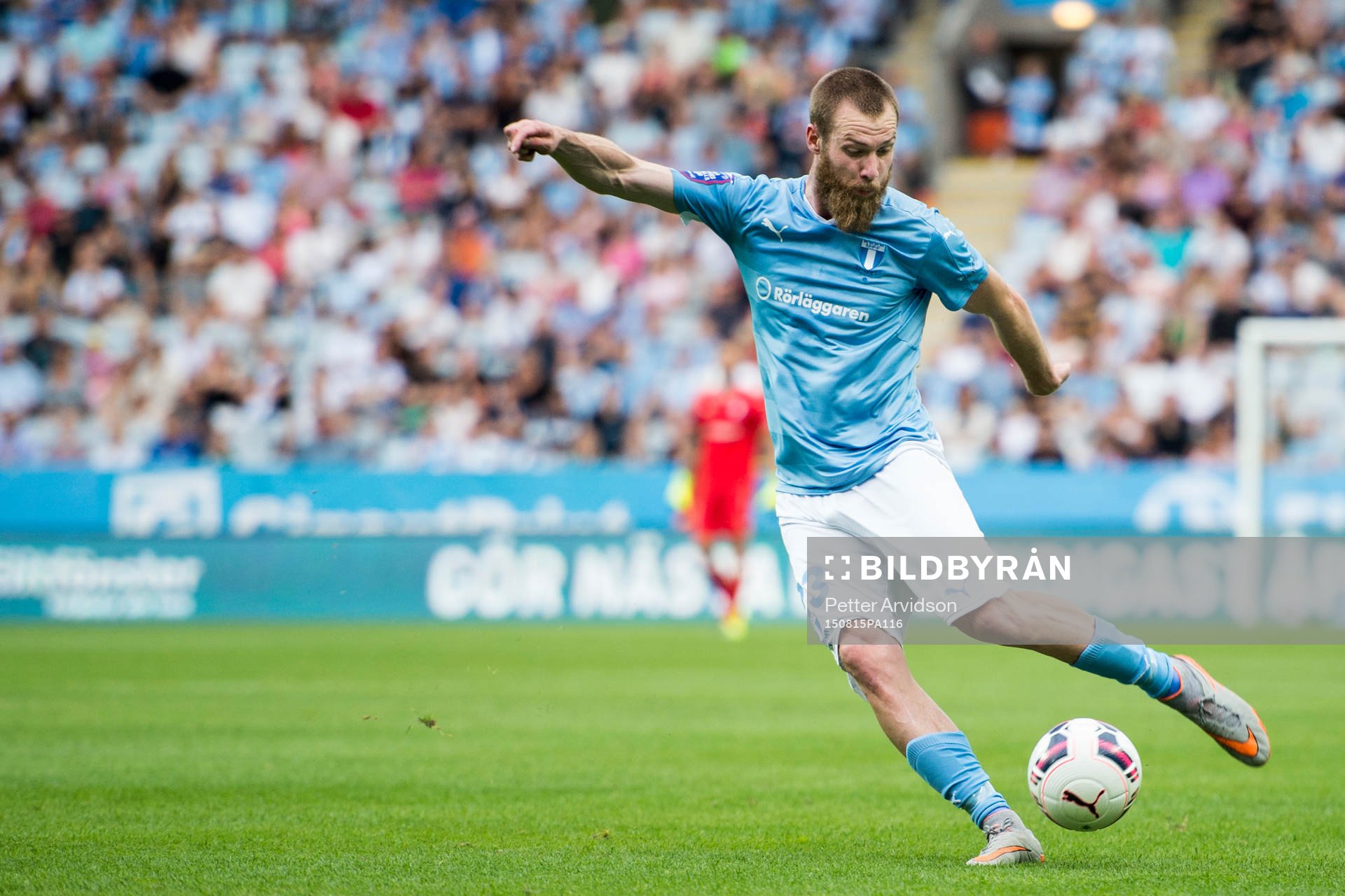 Malmö FFs Jo Inge Berget testar skott