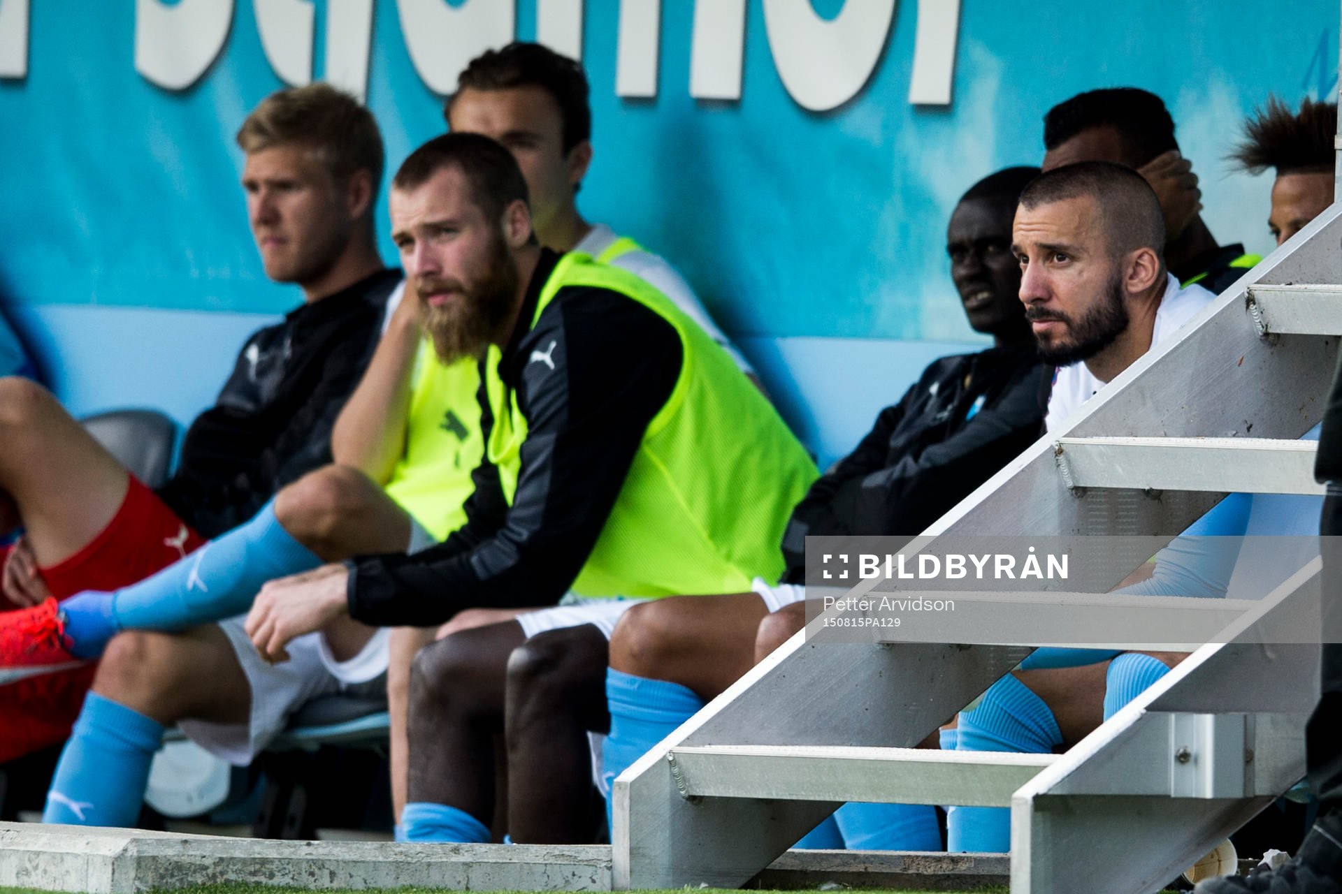 Malmö FFs Guillermo Molins (th) på bänken