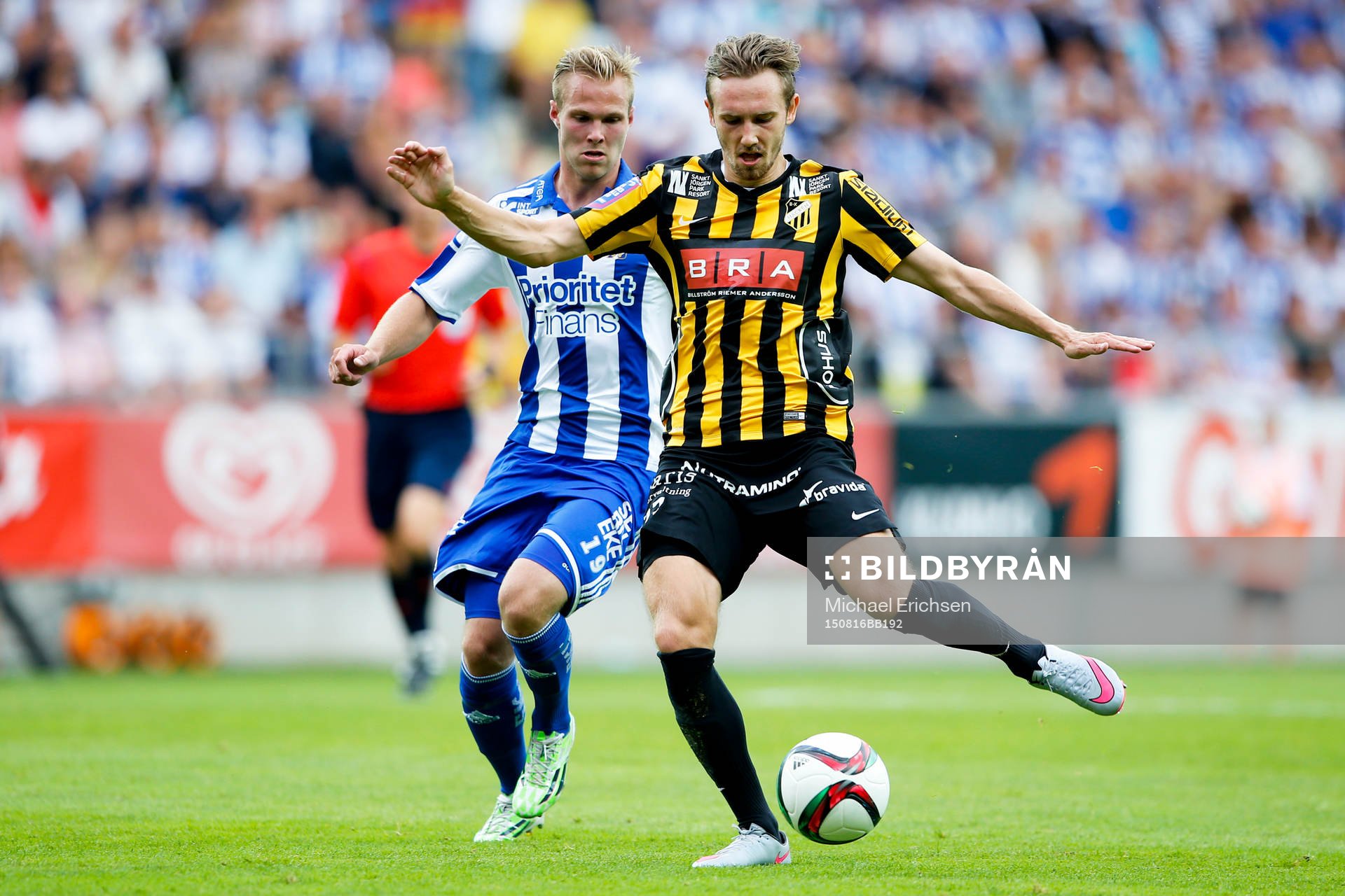 Häckens Simon Sandberg och IFK Göteborgs Gustav Engvall