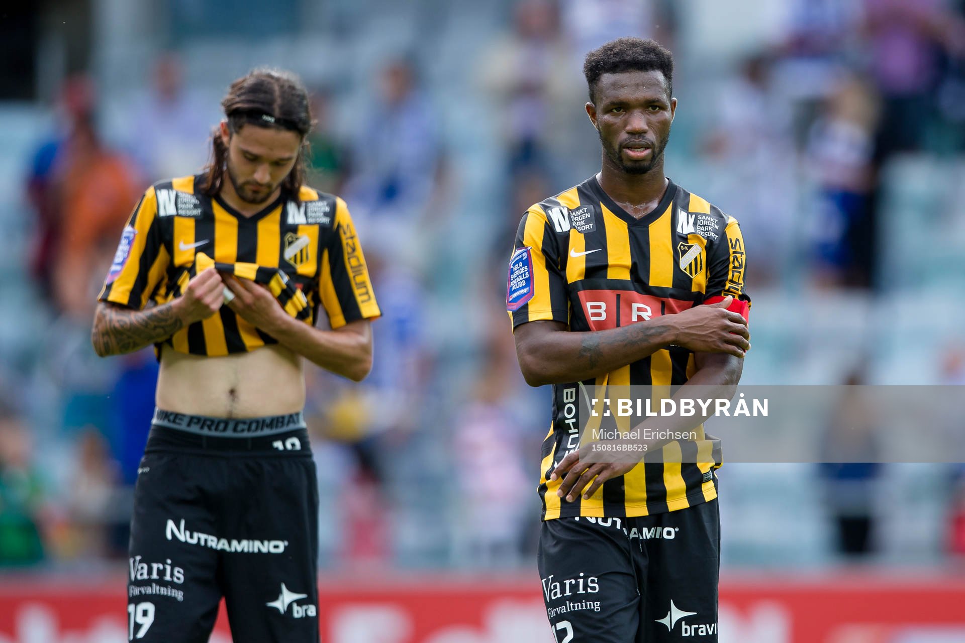 Häckens Leonard Zuta och Mohammed Abubakari deppar