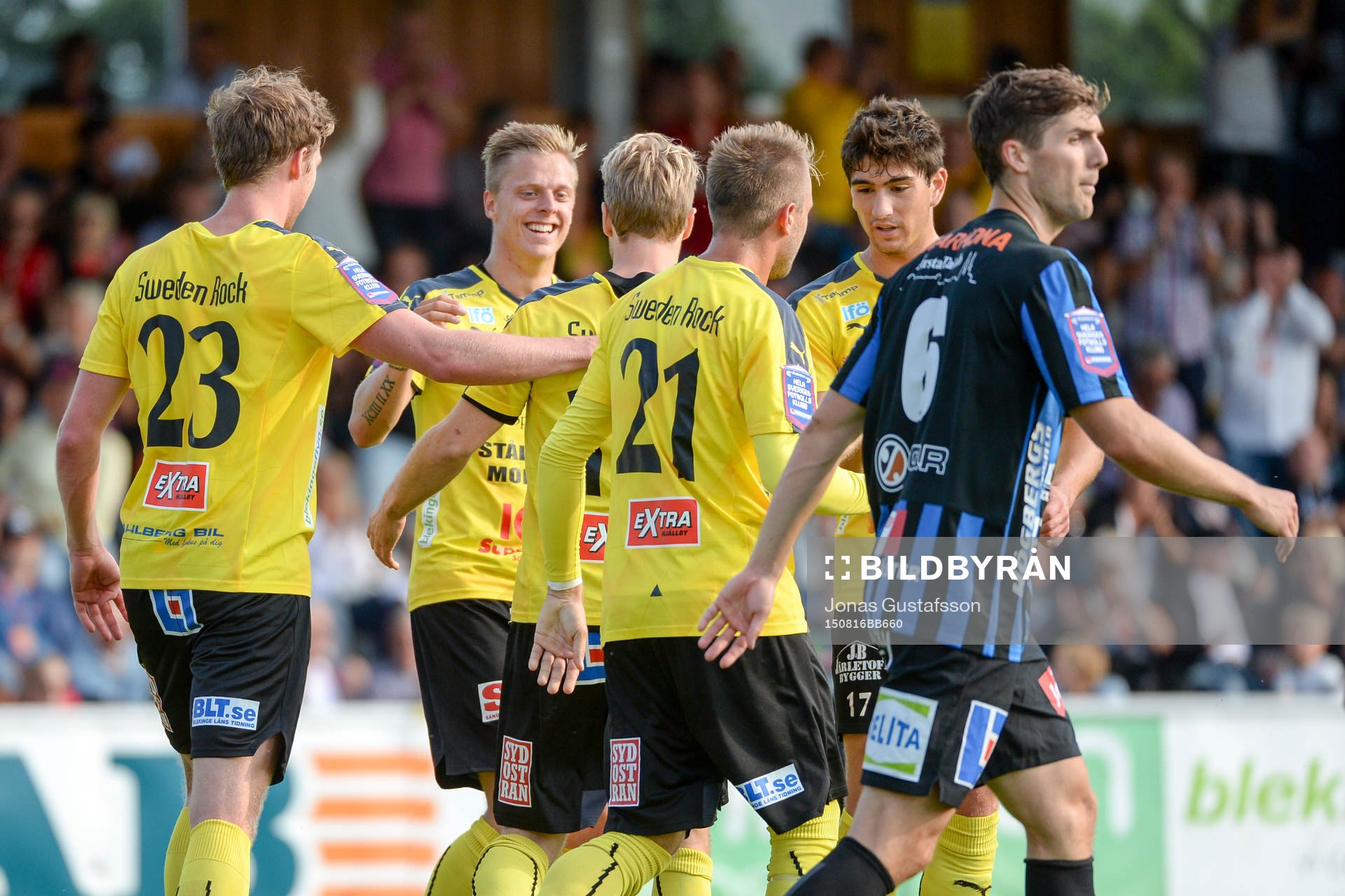 Mjällbys Christian Wilhelmsson jublar