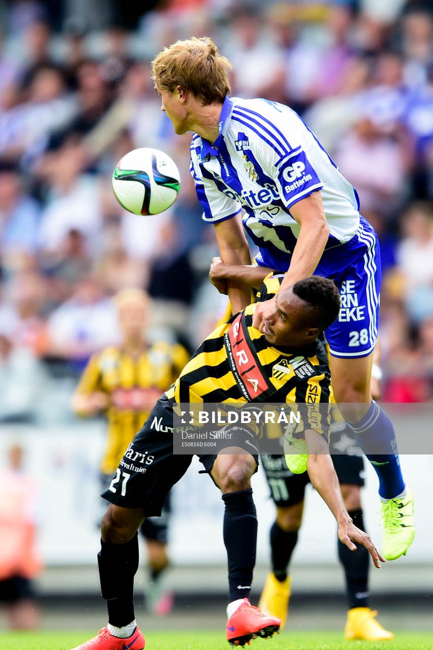 Häckens Nasiru Mohammed och IFK Göteborgs Thomas Rogne