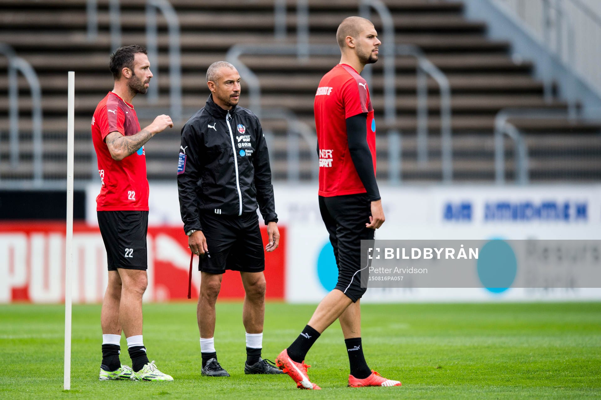 Rade Prica, manager Henrik Larsson och Robin Simovic