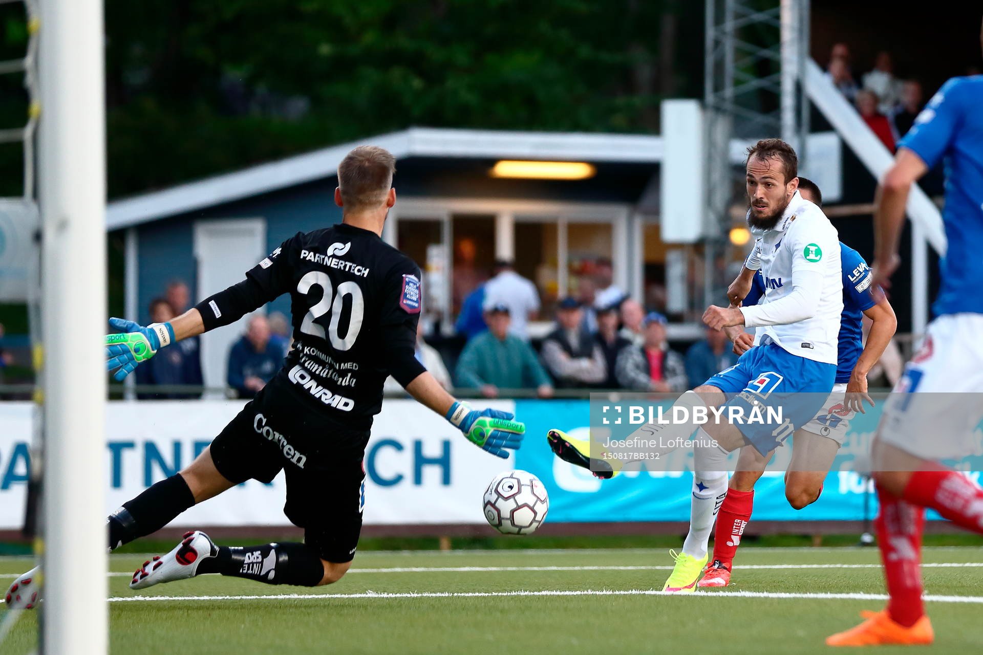 Norrköpings Emir Kujovic missar flera målchanser och