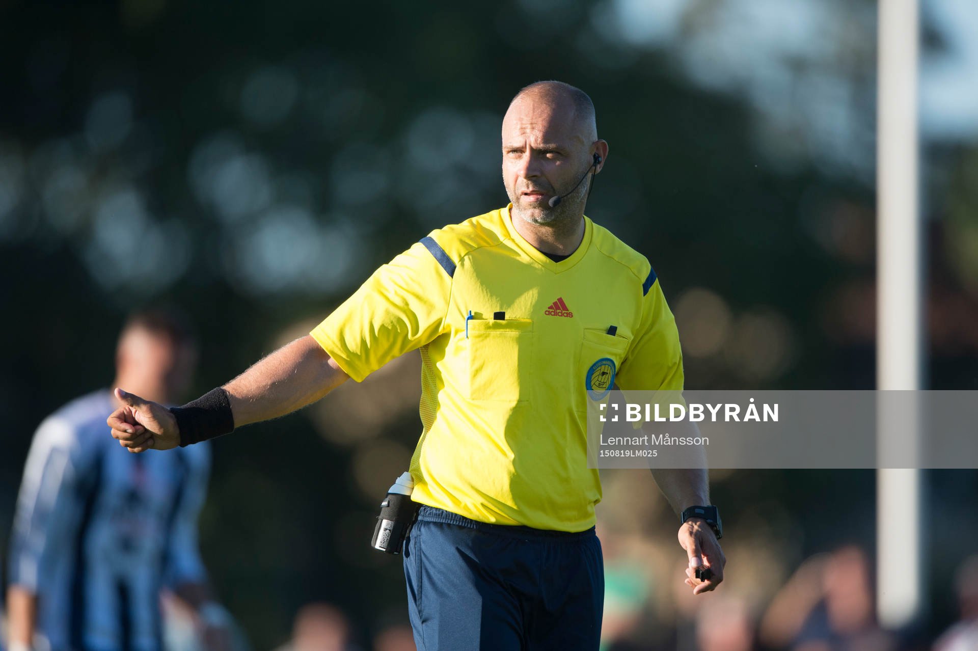 Domaren Robert Daradic i Svenska Cupen mellan Kristianstad