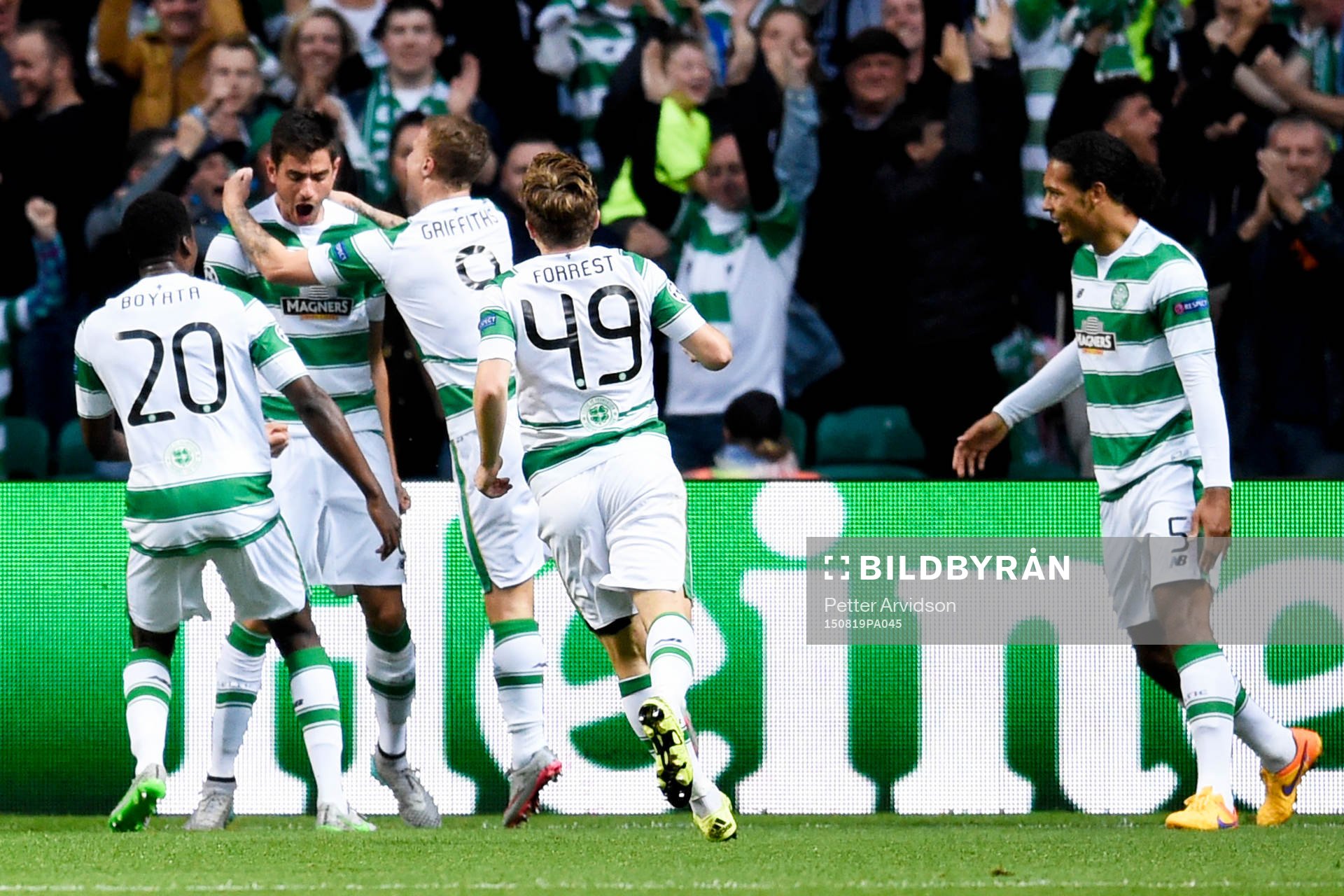 Celtics Nir Biton jublar efter 2-0 under fotbollsmatchen mellan Celtic och Malmö FF i kvalet till Champions League den 19 augusti 2015 i Glasgow.