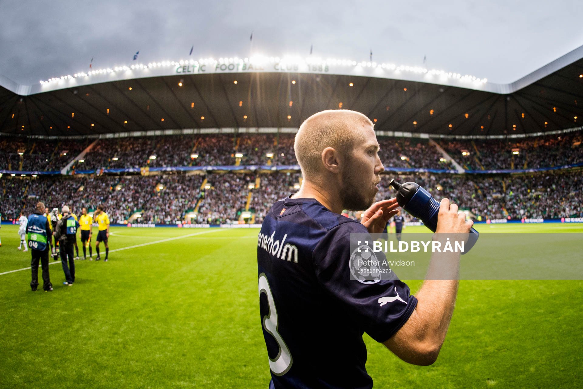 Malmö FFs Anton Tinnerholm på Celtic Park