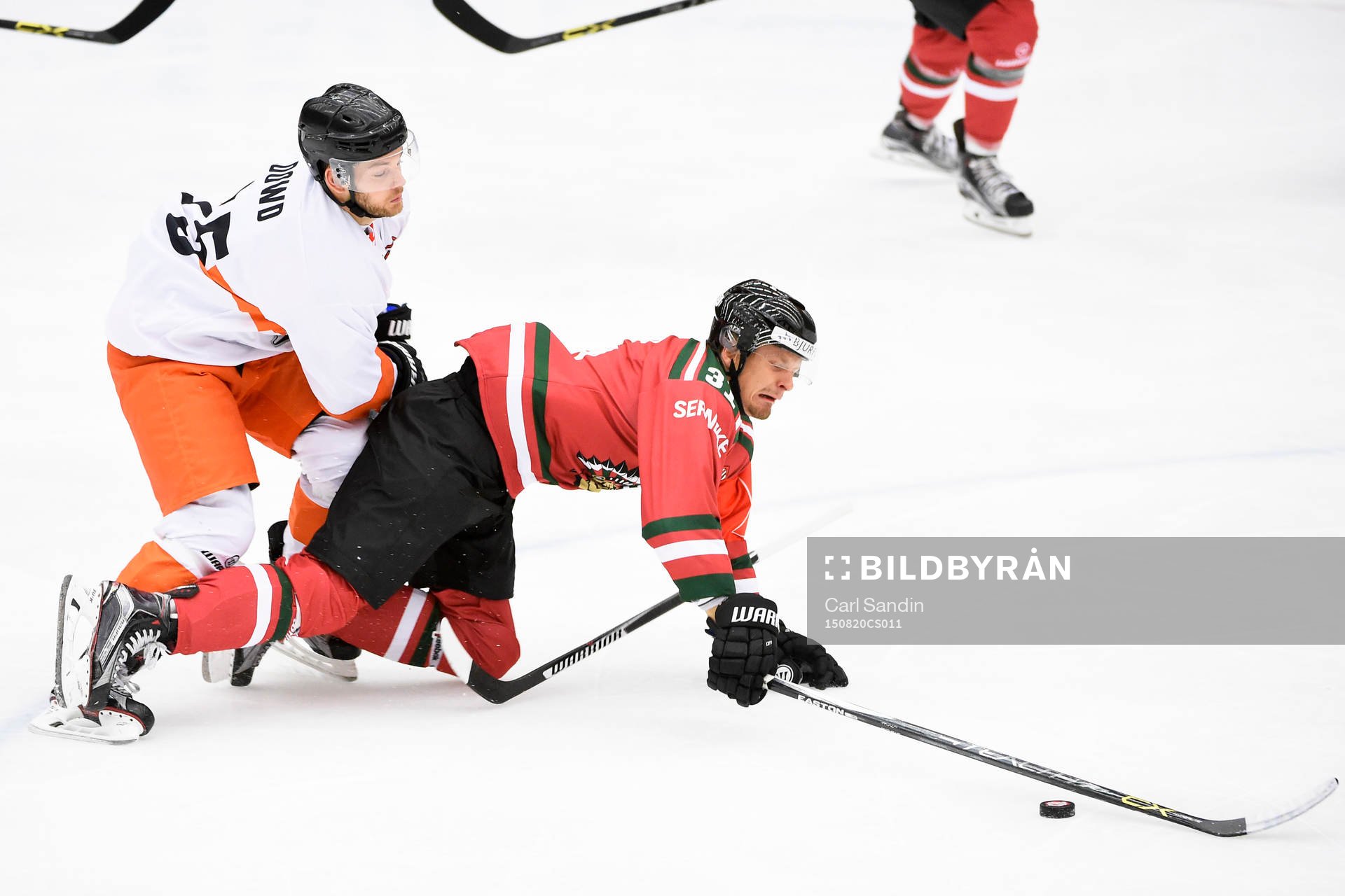 Sheffield Steelers Robert Dowd och Frölundas Nicklas Lasu