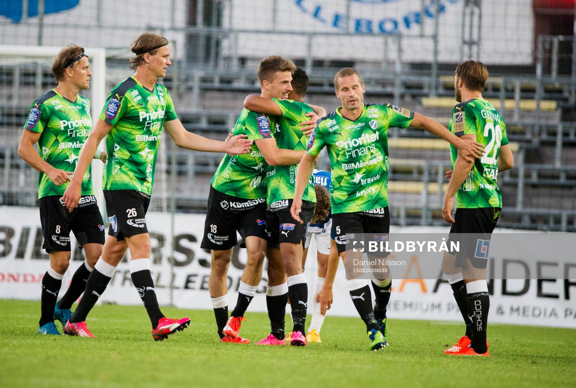 Halmstads Shkodran Maholli har gjort 1-2 målet