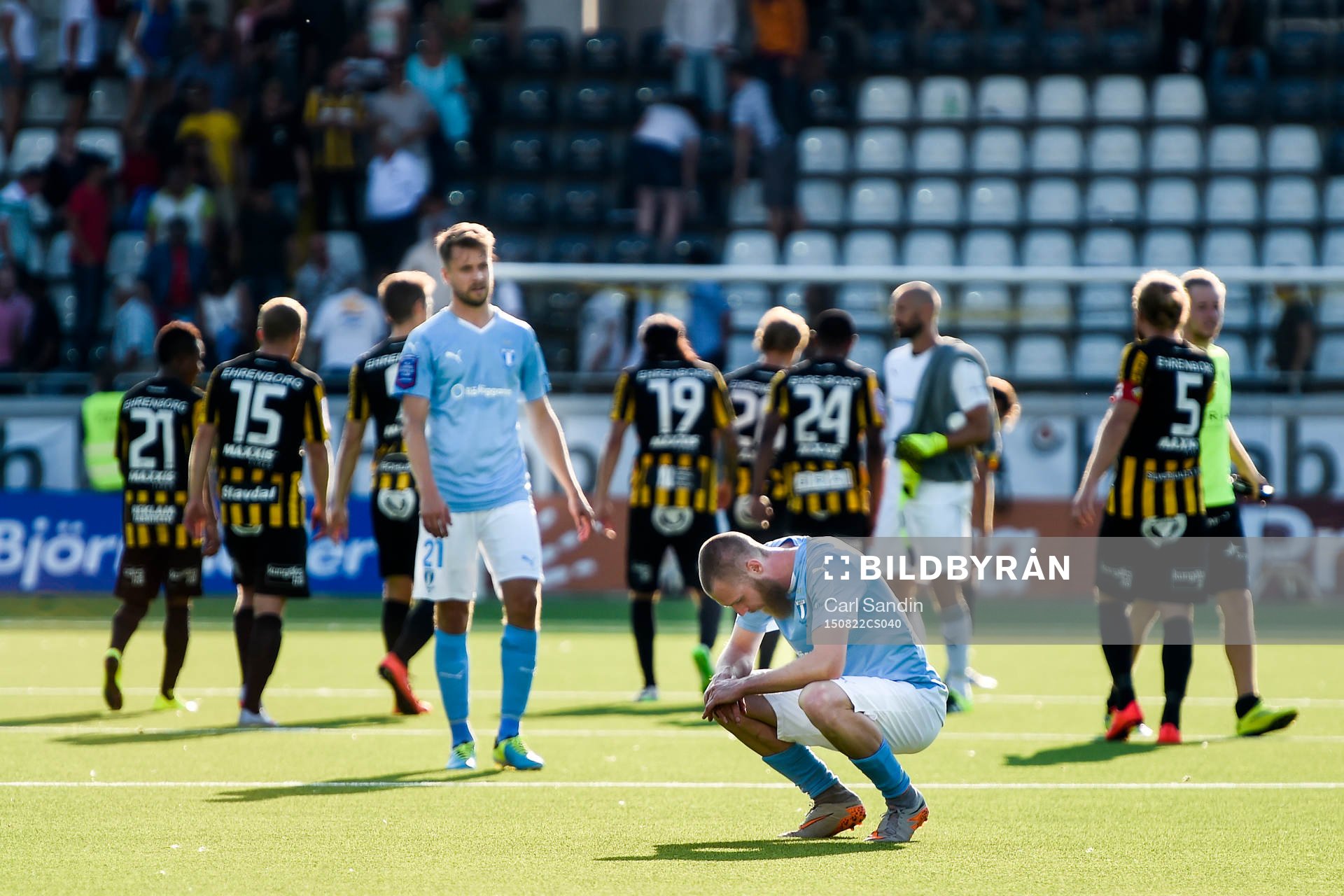 Malmö FFs Kari Arnason och Jo Inge Berget deppar