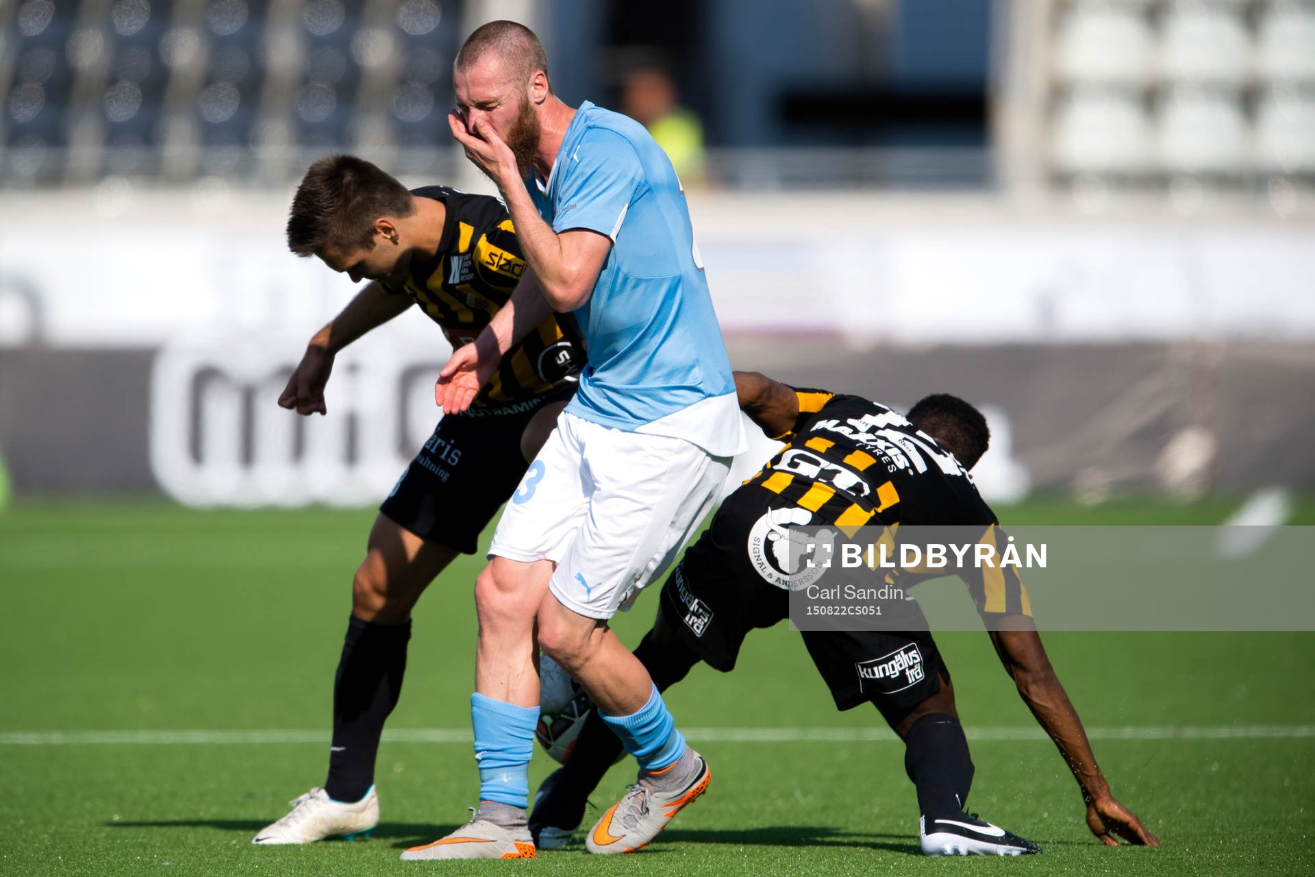 Malmö FFs Jo Inge Berget tar sig för munnen