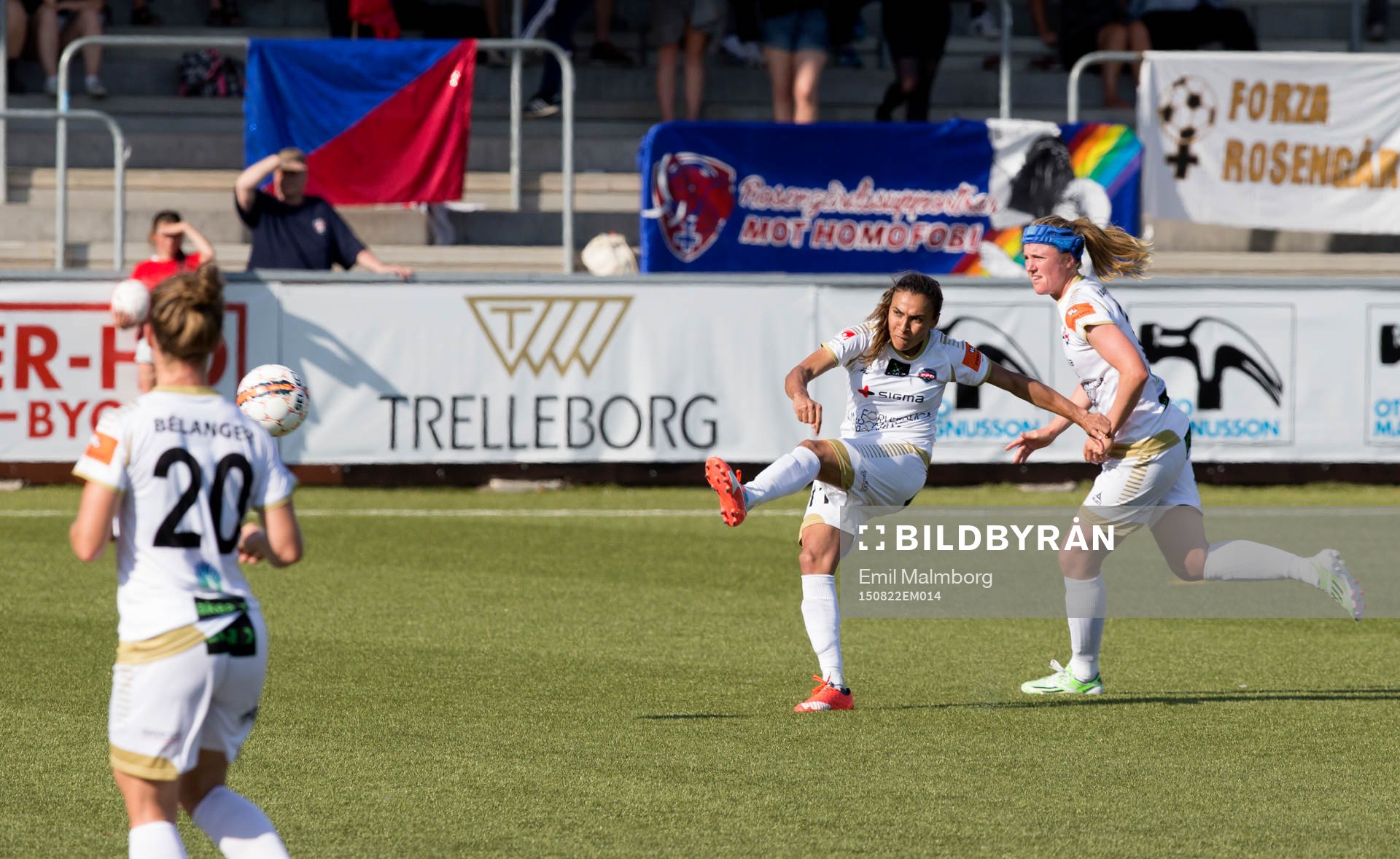 Rosengårds Marta Vieira da Silva gör 2-1 på frispark