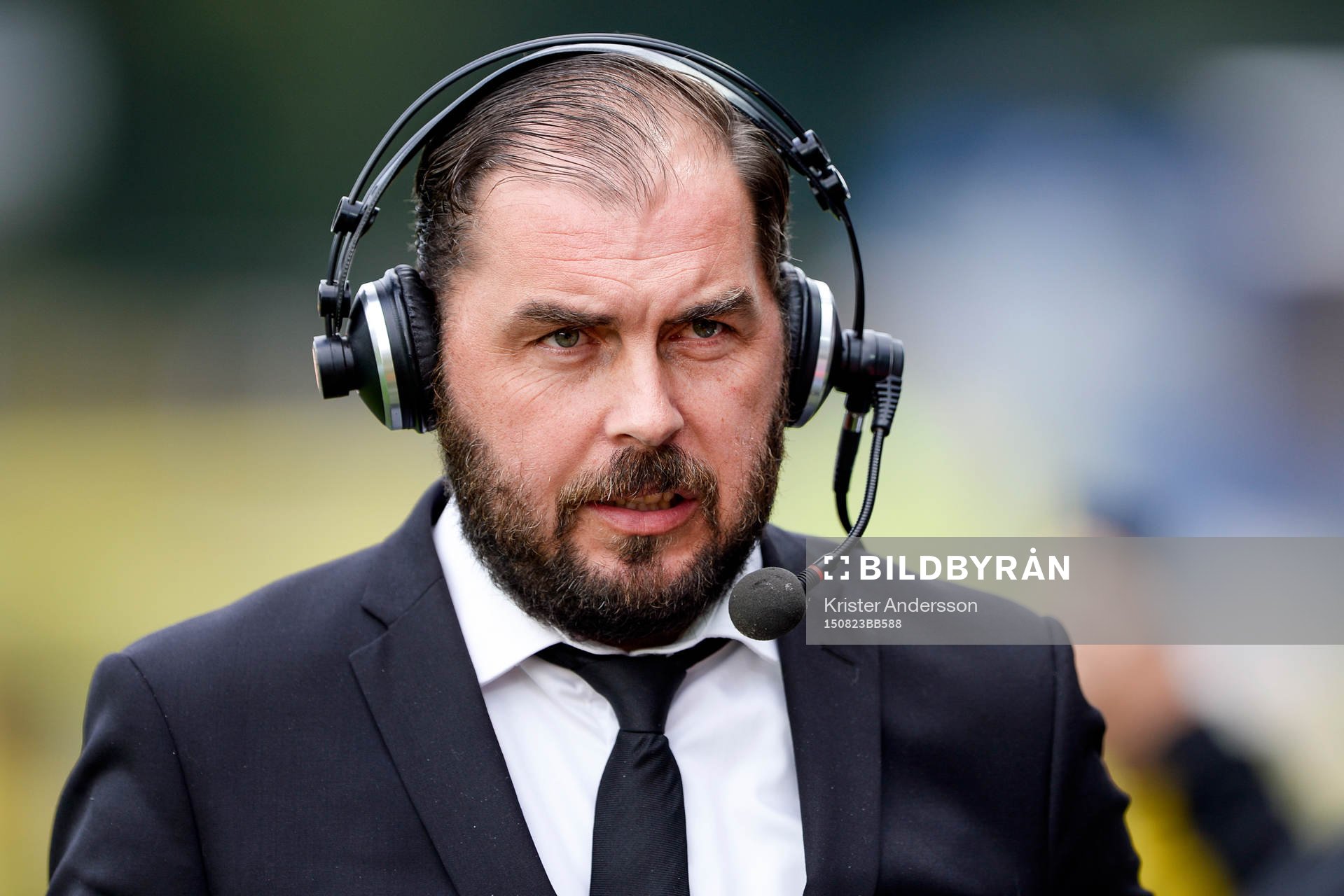 Örebros tränare Alexander Axén före fotbollsmatchen i