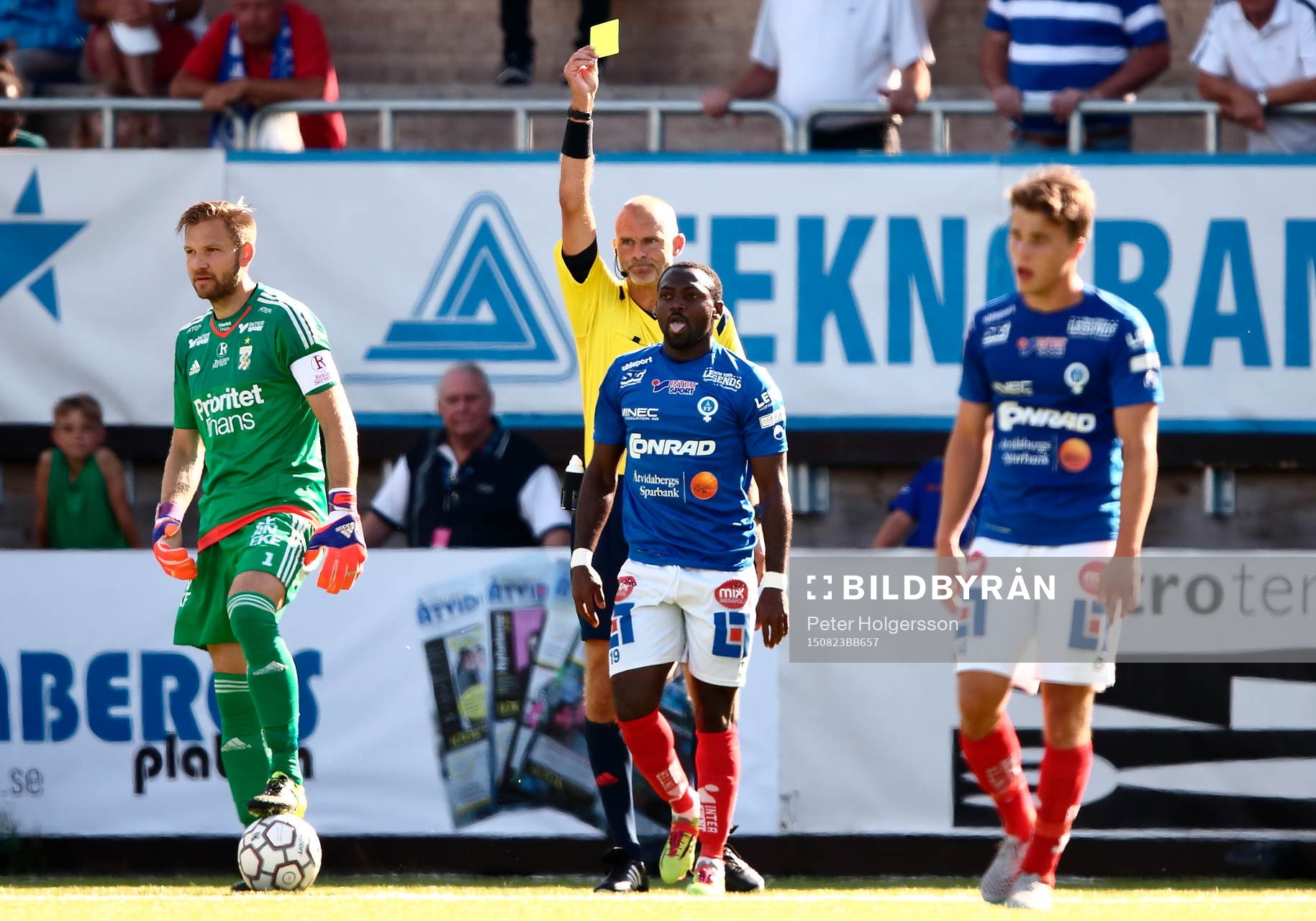 Misstänkt straffsituation men Åtvidabergs John Owoeri