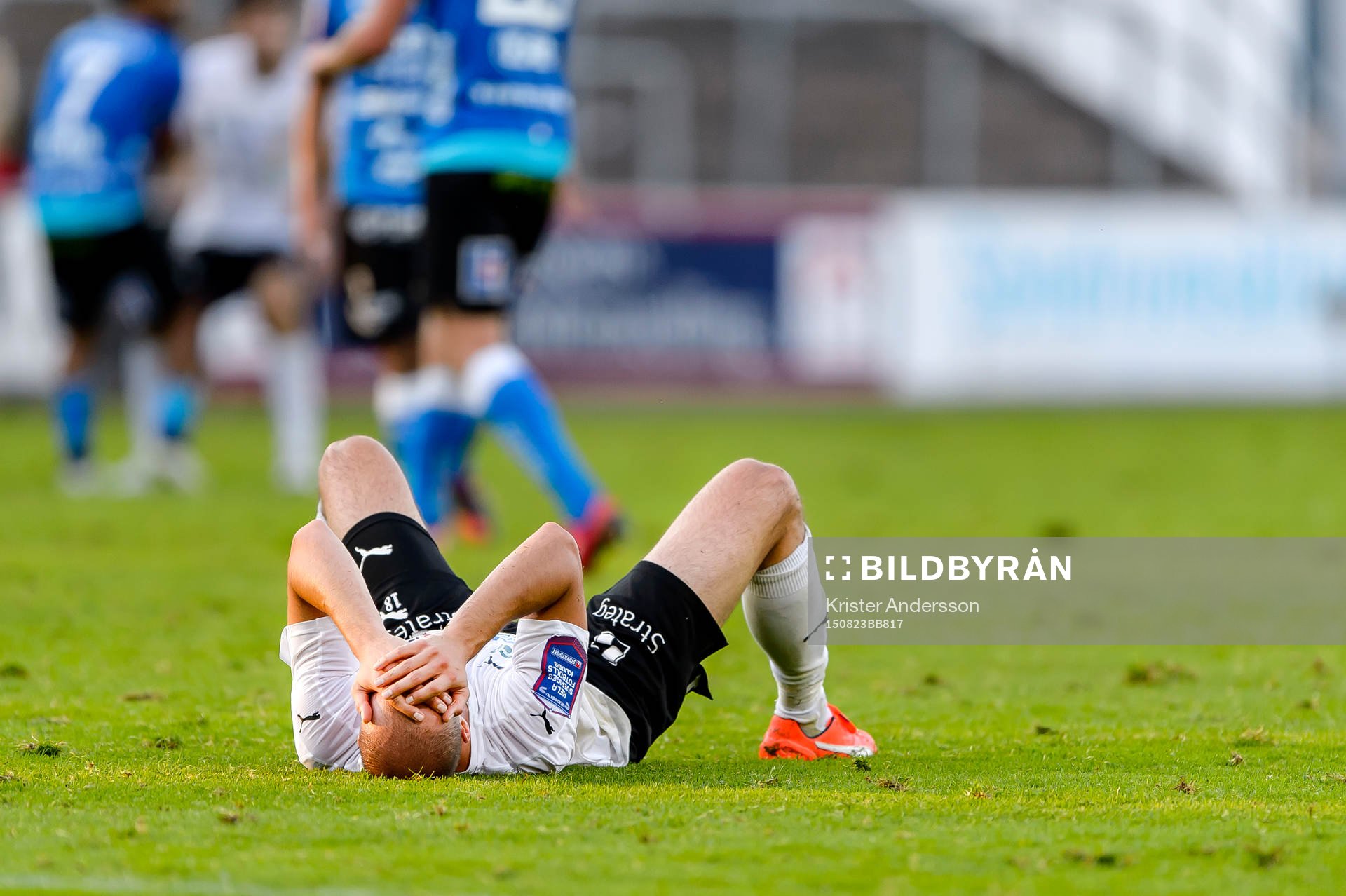 Örebros Pär Eriksson  deppar