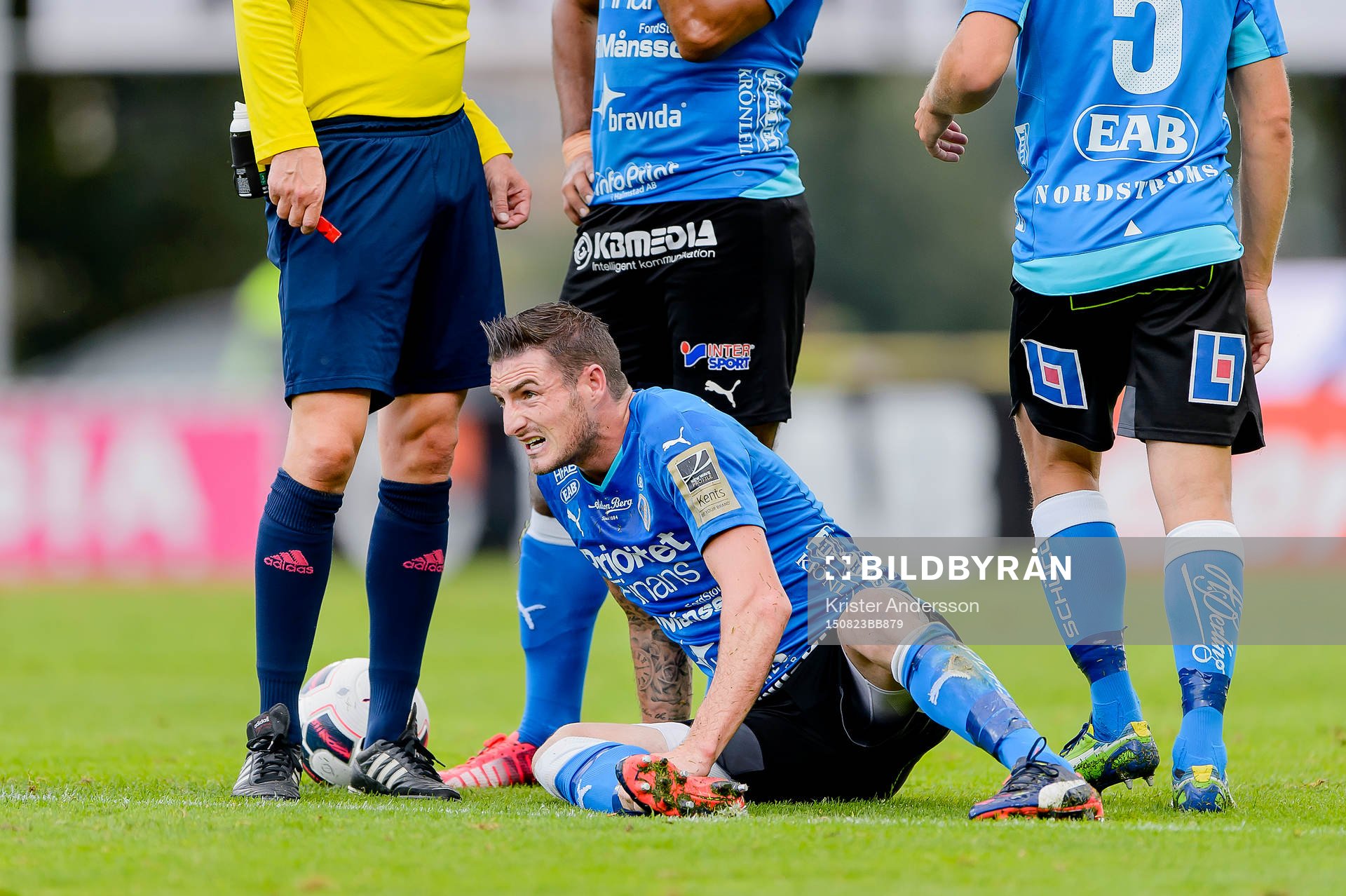 Halmstads James Keene har ont