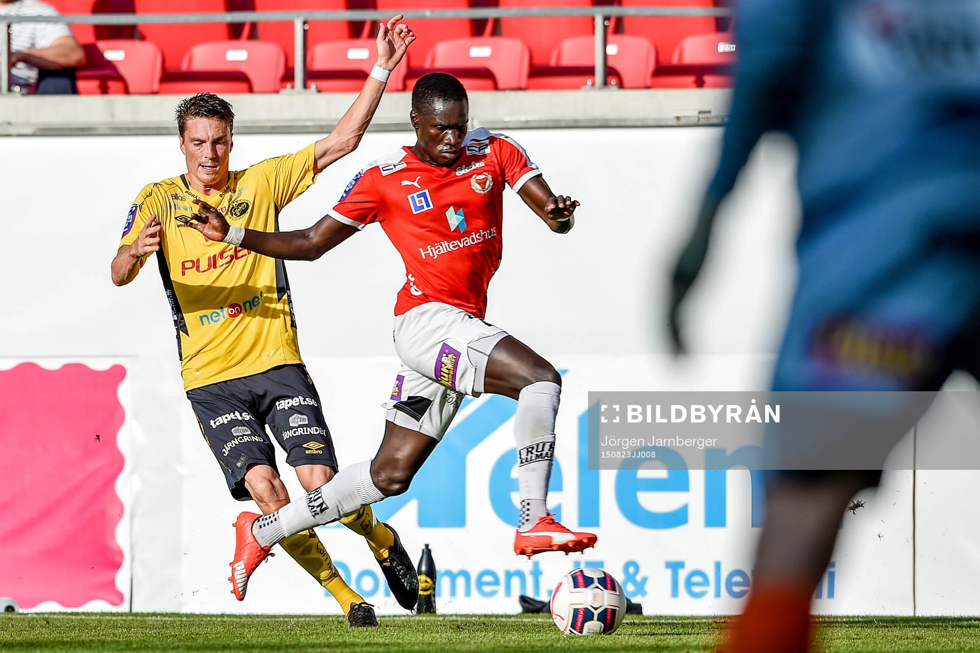 Elfsborgs Lasse Nilsson och Kalmars Papa Alioune Diouf
