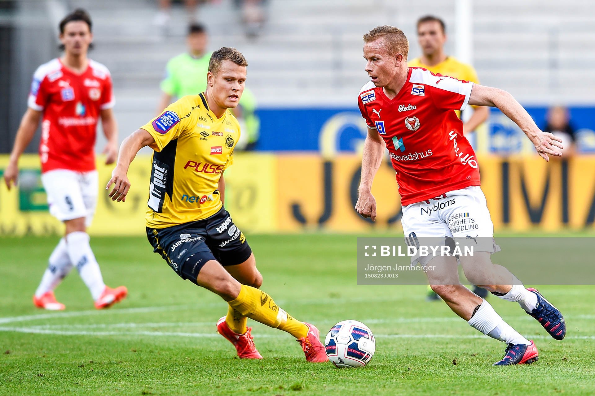Elfsborgs Viktor Claesson och Kalmars Tobias Eriksson