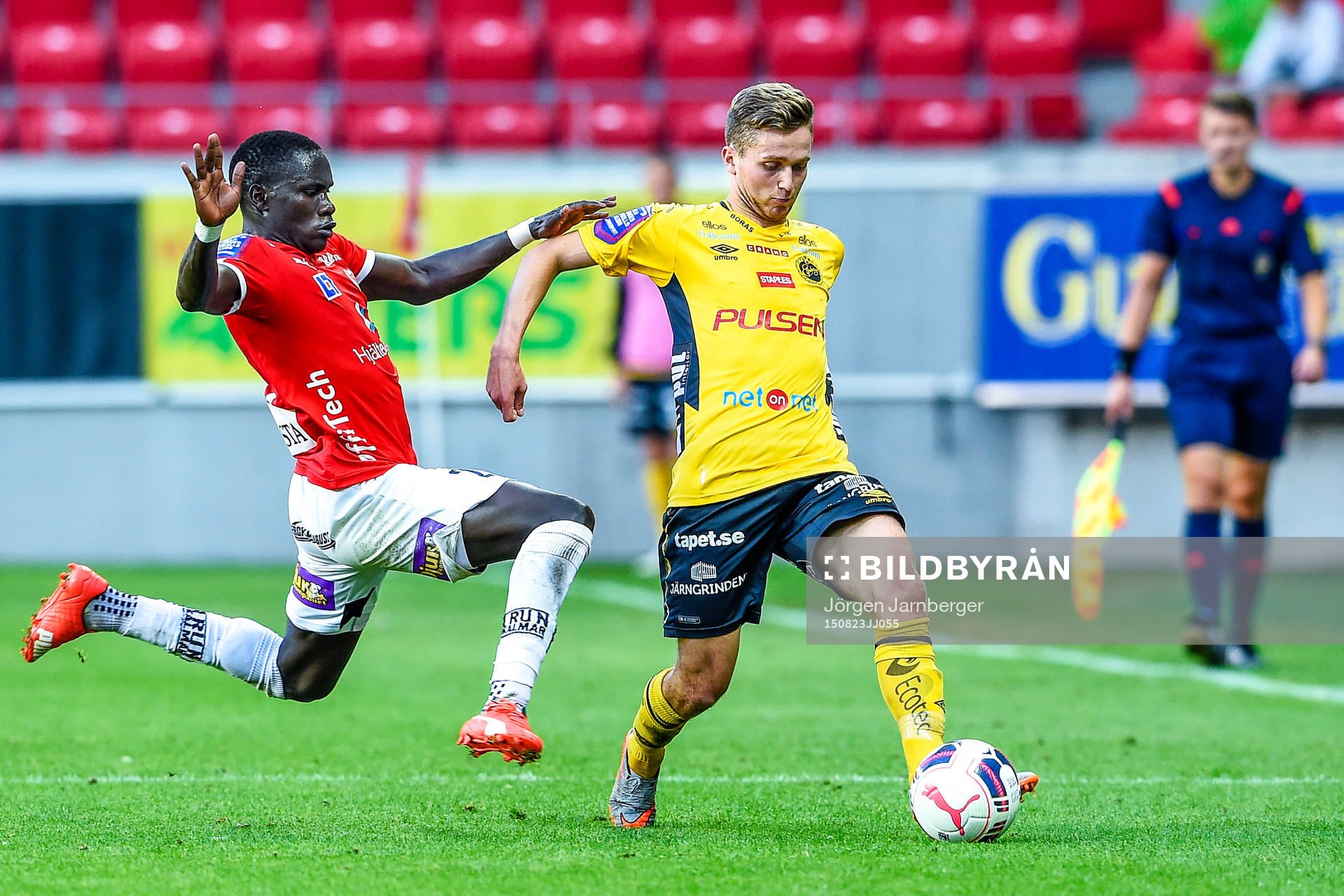 Kalmars Papa Alioune Diouf och Elfsborgs Adam Lundqvist