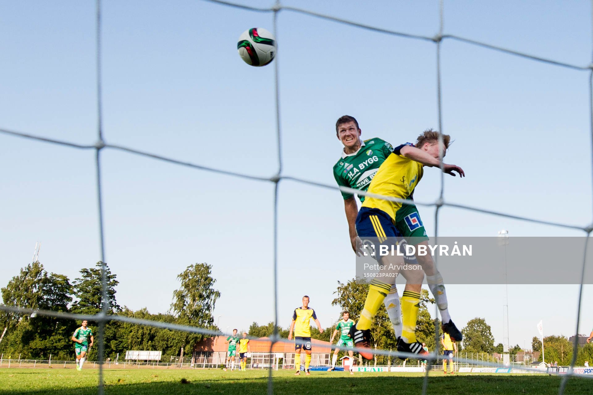 Ljungskiles Hannes Stiller (hattrick) nickar in 3-3