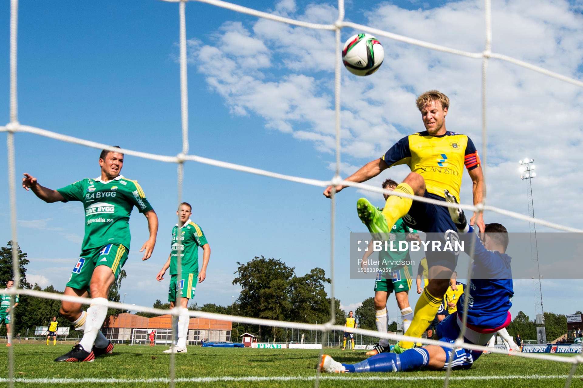 Ängelholms Fredrik Karlsson gör 2-0 bakom Ljungskiles