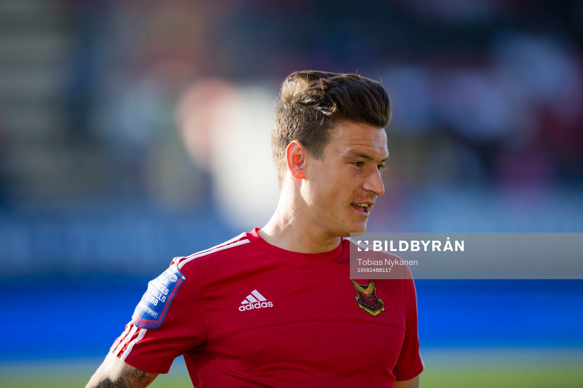 Östersunds Jamie Hopcutt värmer upp
