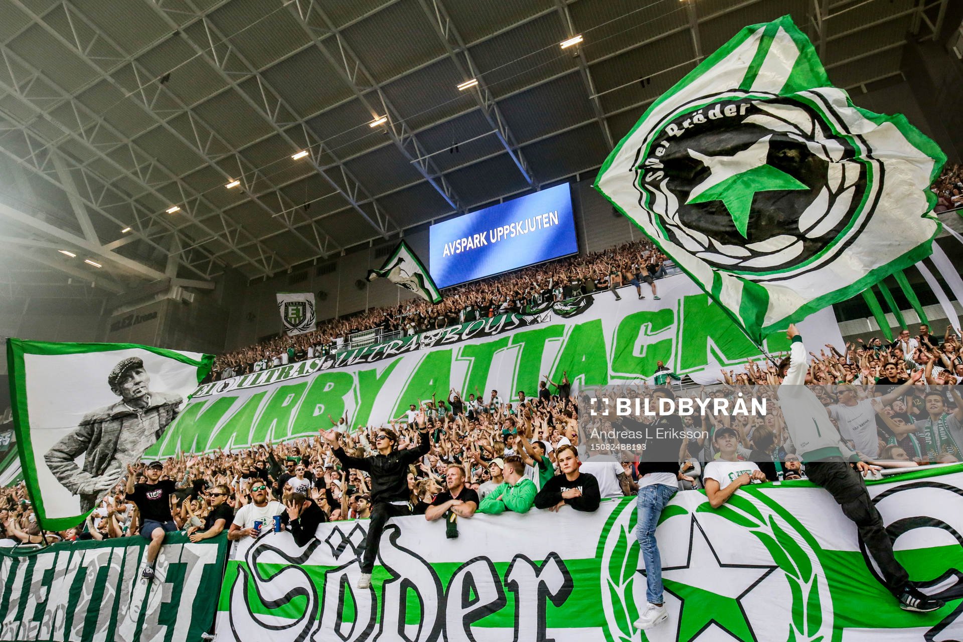 Hammarbys supportrar före fotbollsmatchen i Allsvenskan