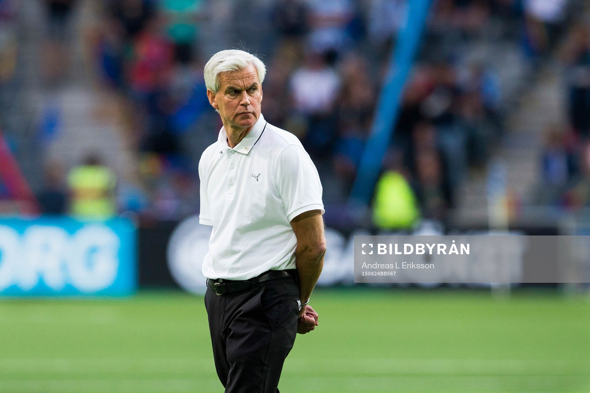 Hammarbys tränare Nanne Bergstrand innan fotbollsmatchen i