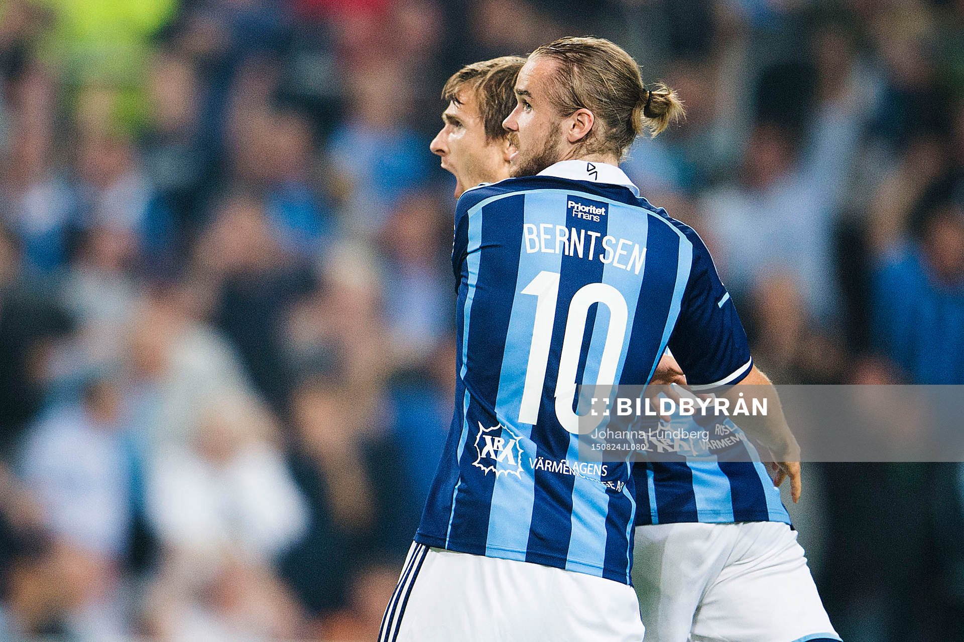Djurgårdens Jesper Arvidsson gör 1-1 och jublar med
