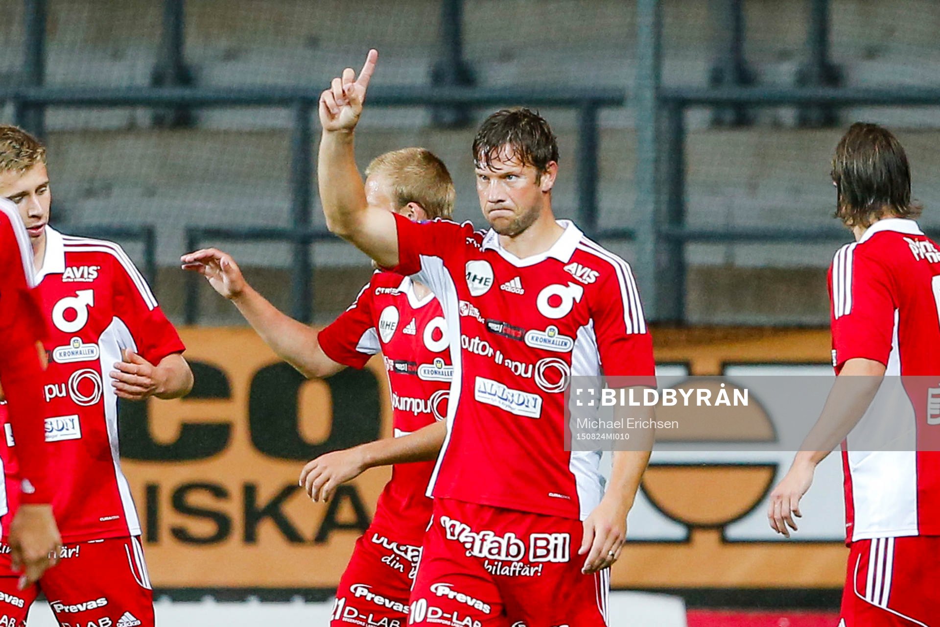Degerfors Peter Samuelsson fira 0-1 målet fotbollsmatchen