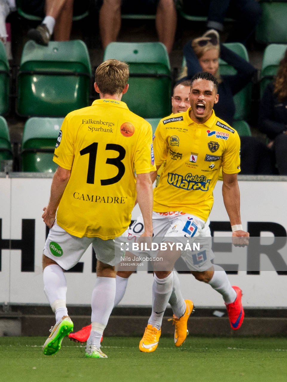 Falkenbergs Alexander Jakobsen jublar