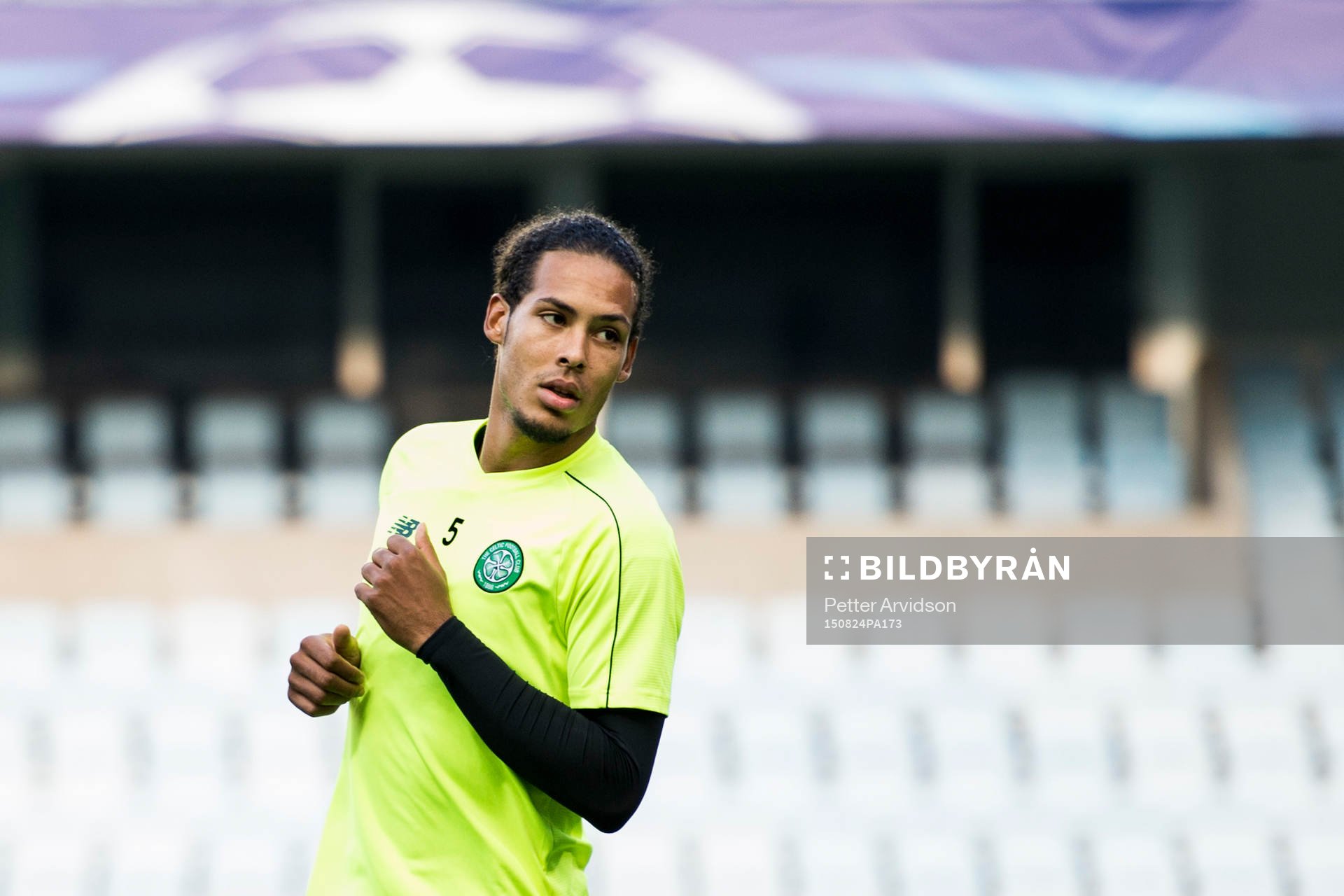 Celtics Virgil van Dijk under en träning inför kvalet till Champions League den 24 augusti 2015 i Malmö.