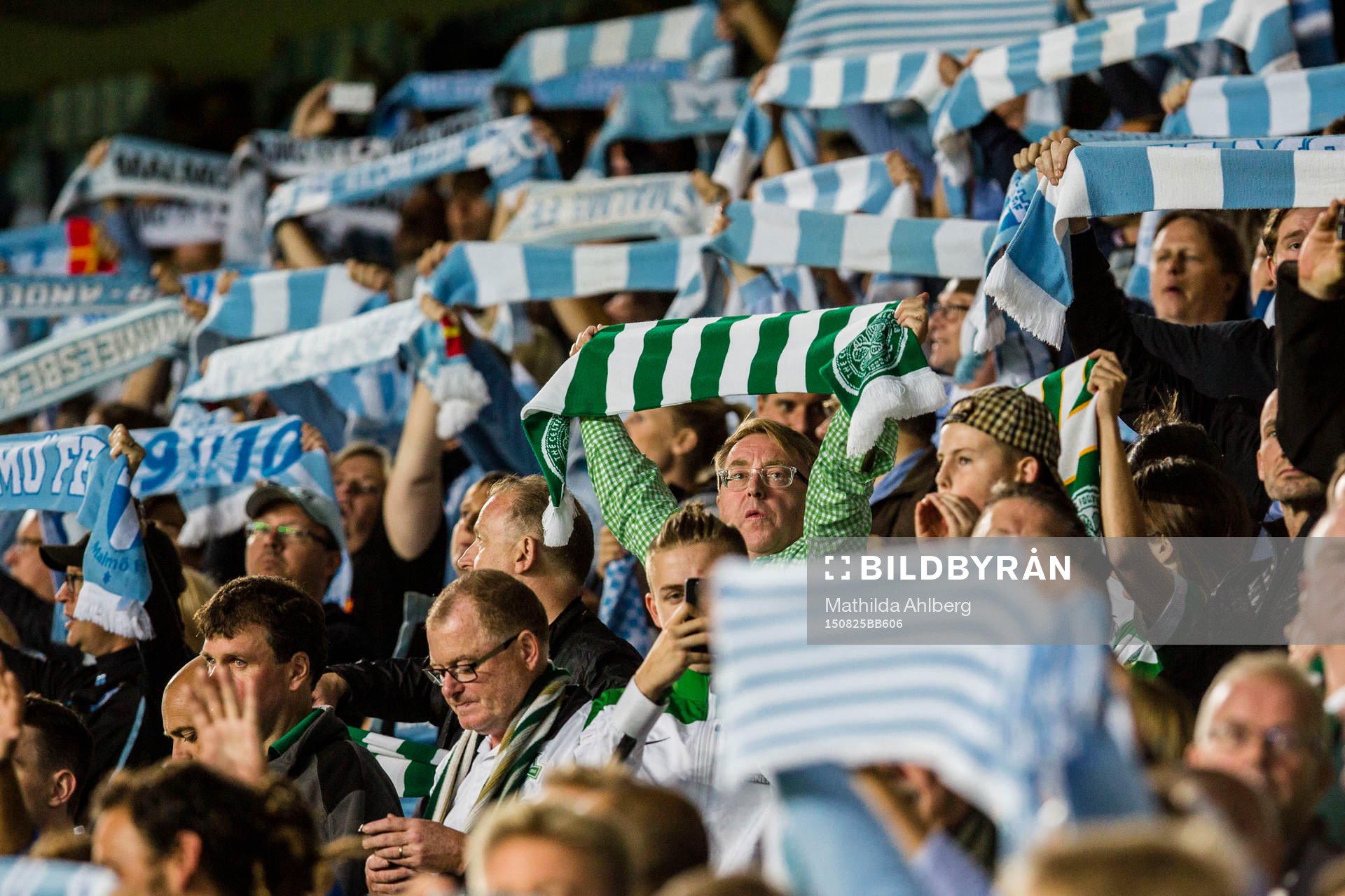 Celtics supporter bland Malmö FFs supportrar