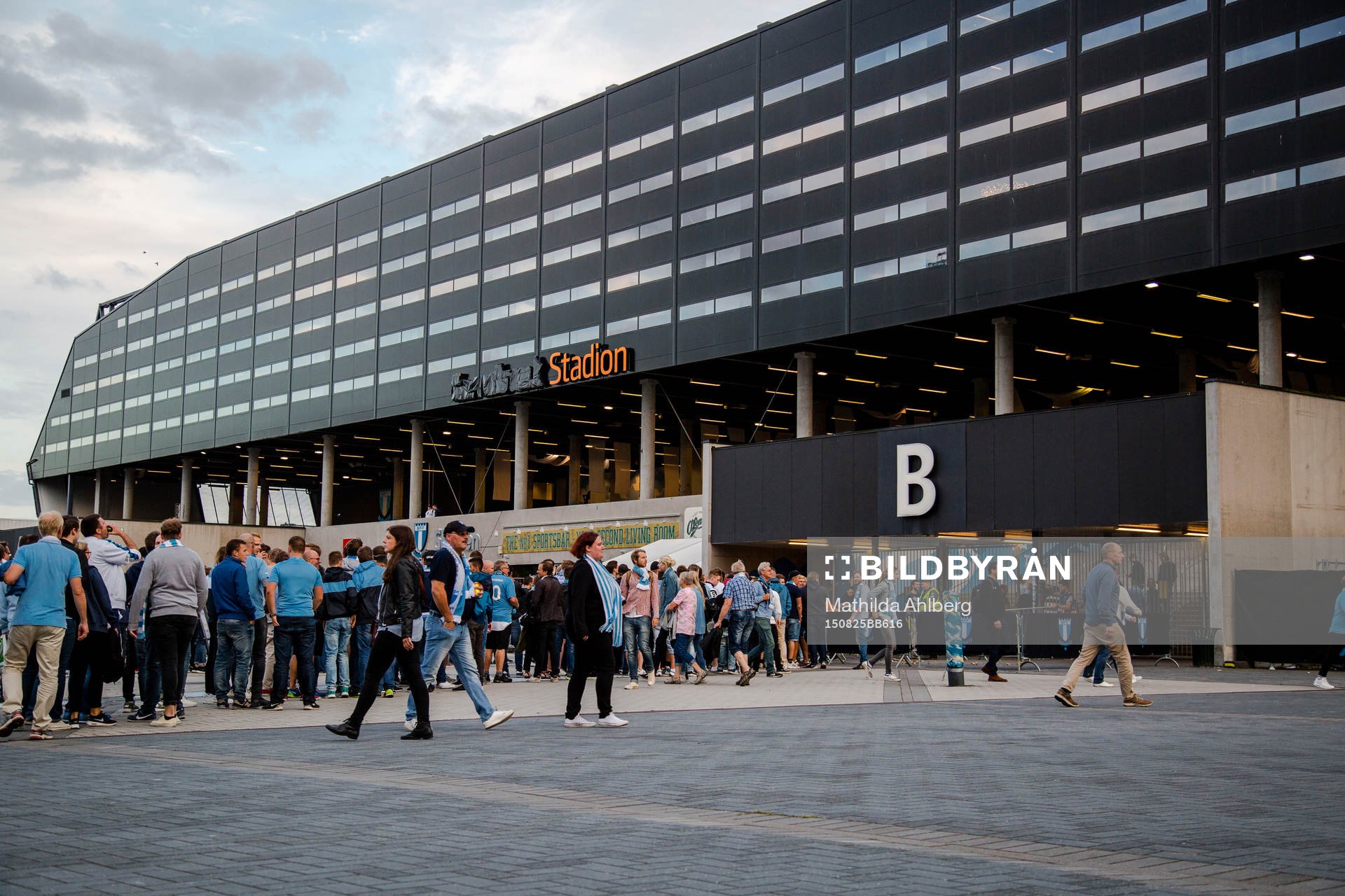 Swedbank (övertäckt) Stadion