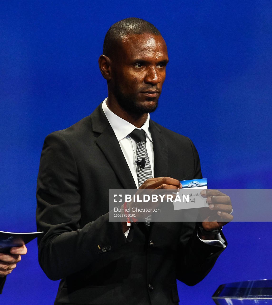 Astana dras av Éric Abidal