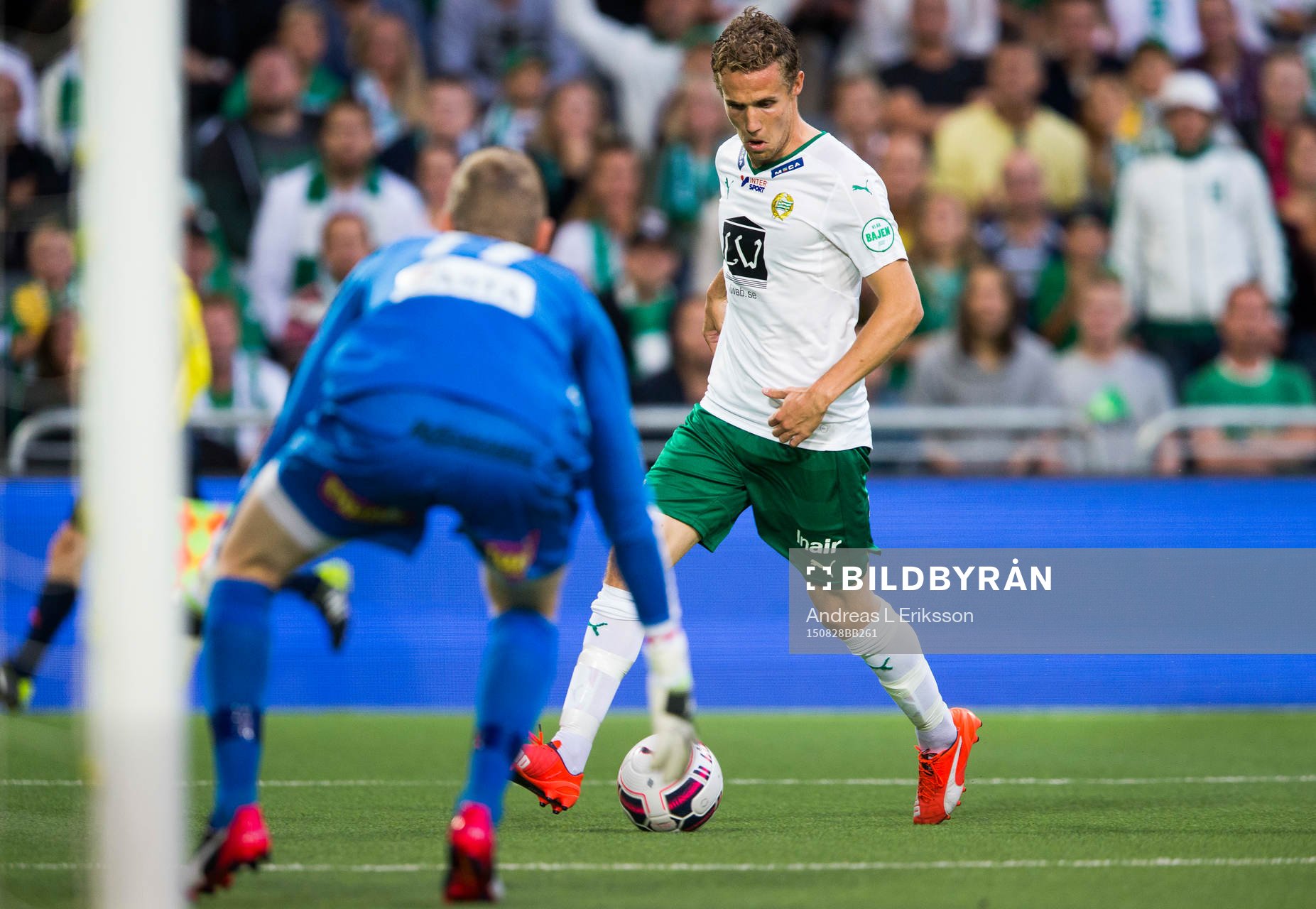 Hammarbys Fredrik Torsteinbö med bollen
