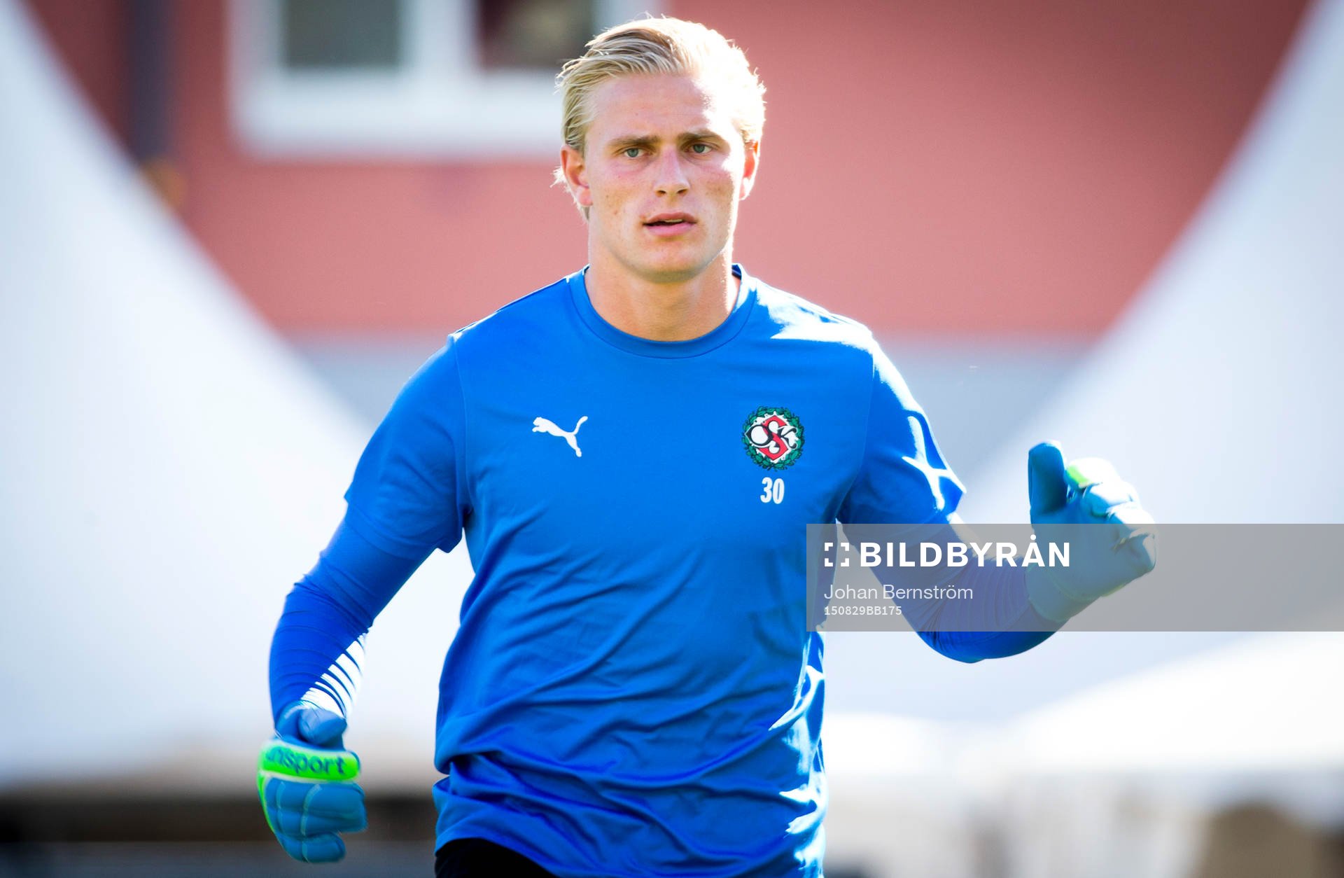 Örebros målvakt Jacob Rinne står i mål från start