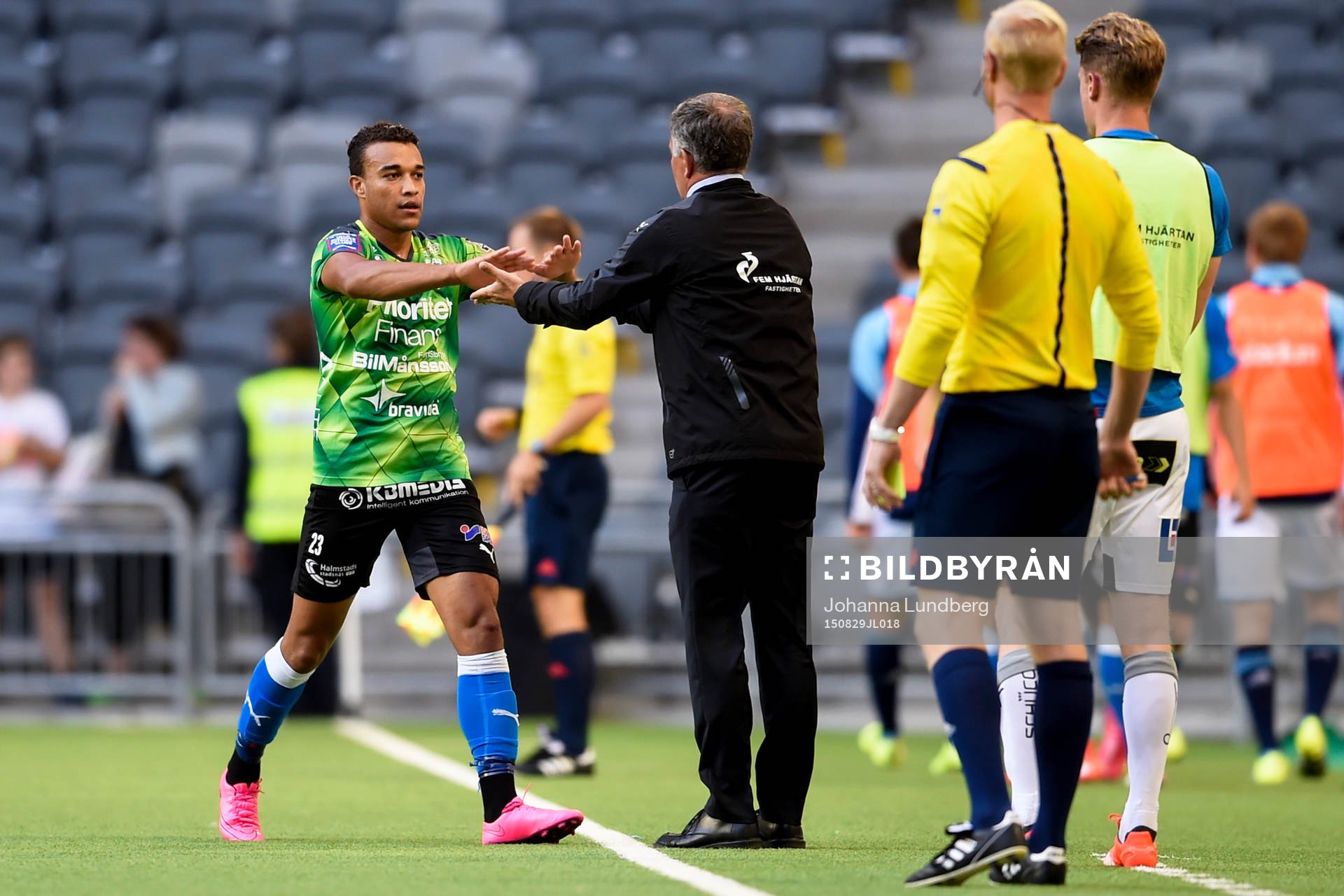 Halmstads Matthew Rusike jublar