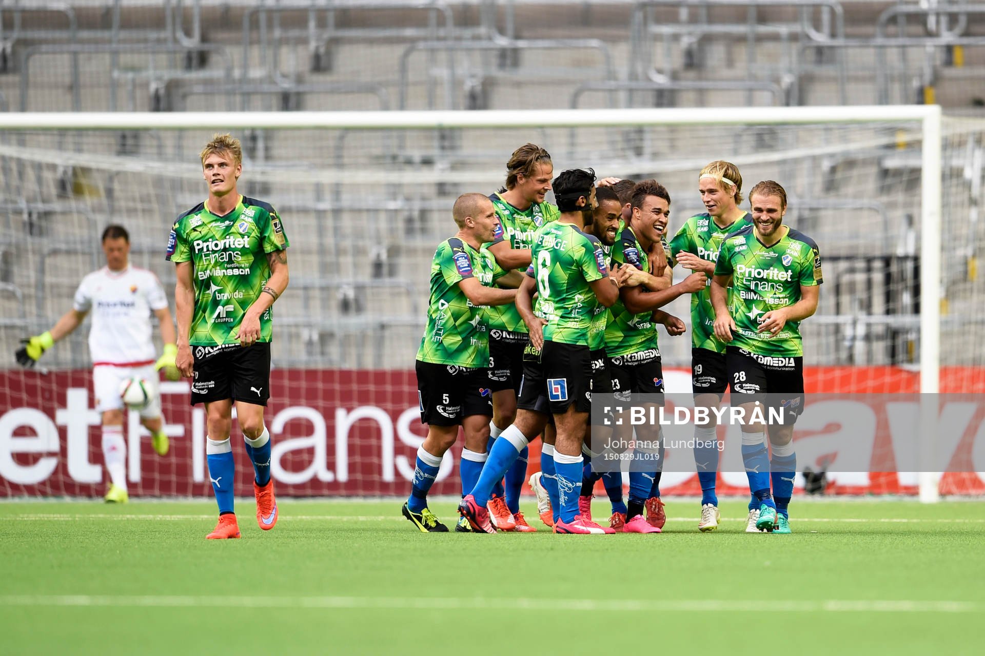 Halmstads Matthew Rusike jublar