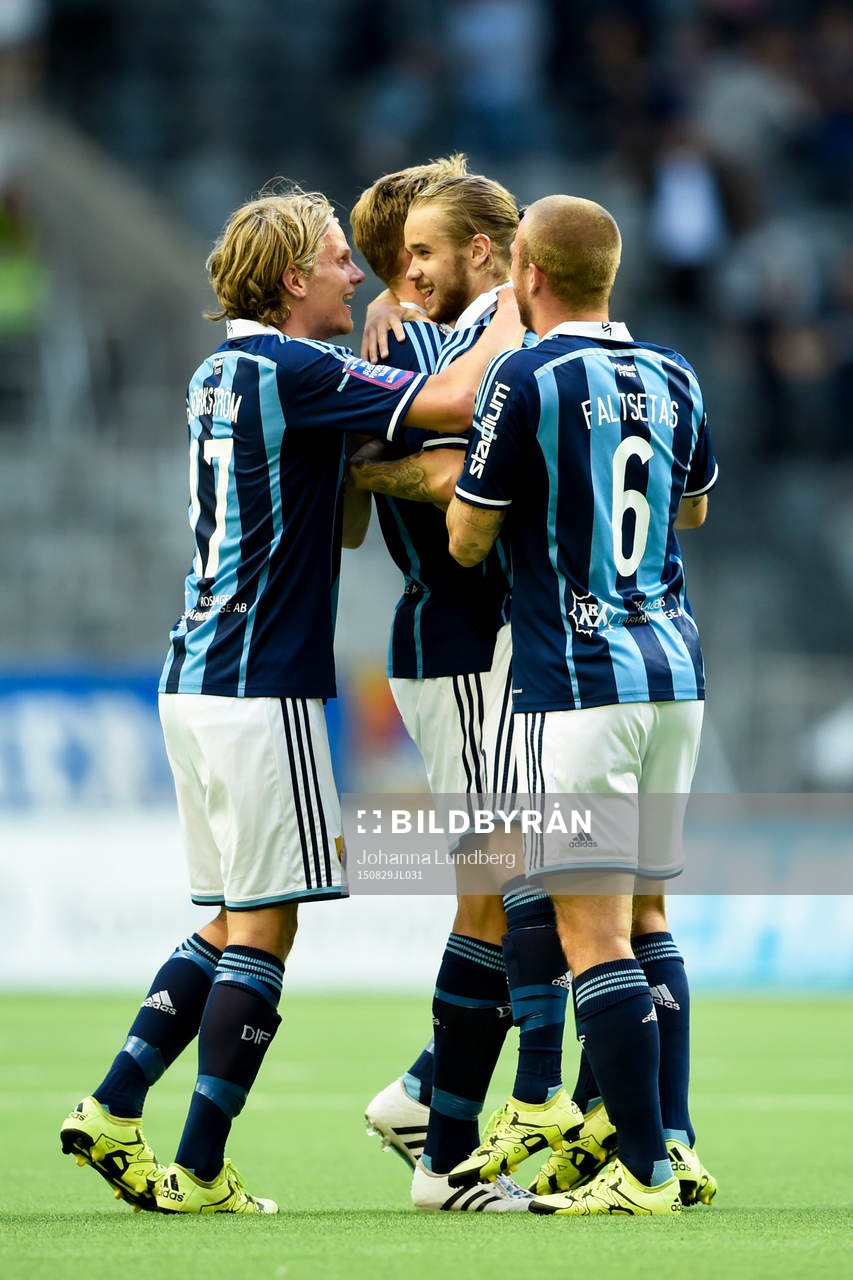 Djurgårdens Emil Bergström, Daniel Berntsen och Alexander Faltsetas jublar efter 4-2 av Berntsen under fotbollsmatchen i Allsvenskan mellan Djurgården och Halmstad den 29 augusti 2015 i Stockholm.