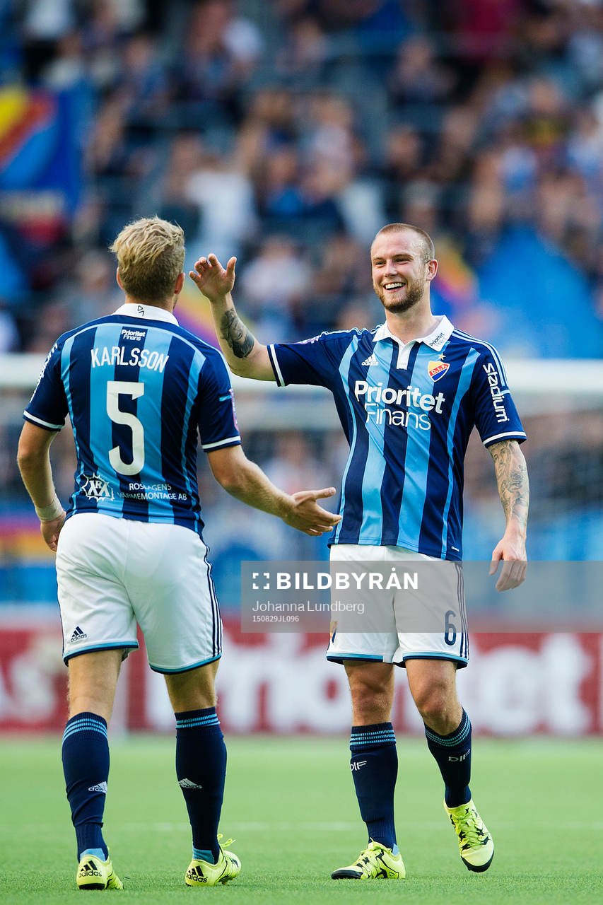 Djurgårdens Stefan Karlsson och Alexander Faltsetas jublar efter fotbollsmatchen i Allsvenskan mellan Djurgården och Halmstad den 29 augusti 2015 i Stockholm.