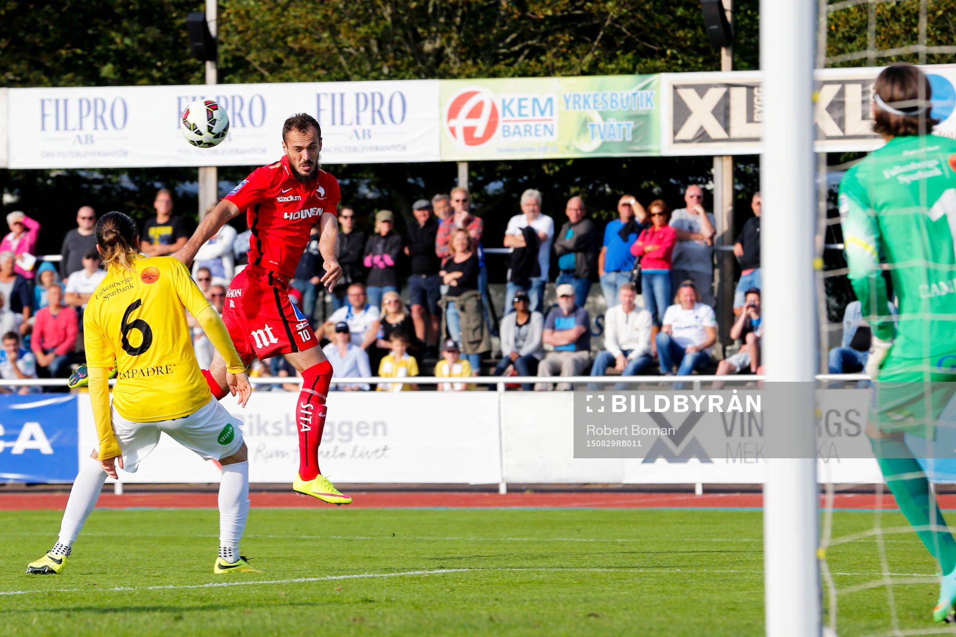 Norrköpings Emir Kujovic och Falkenbergs Rasmus Andersson