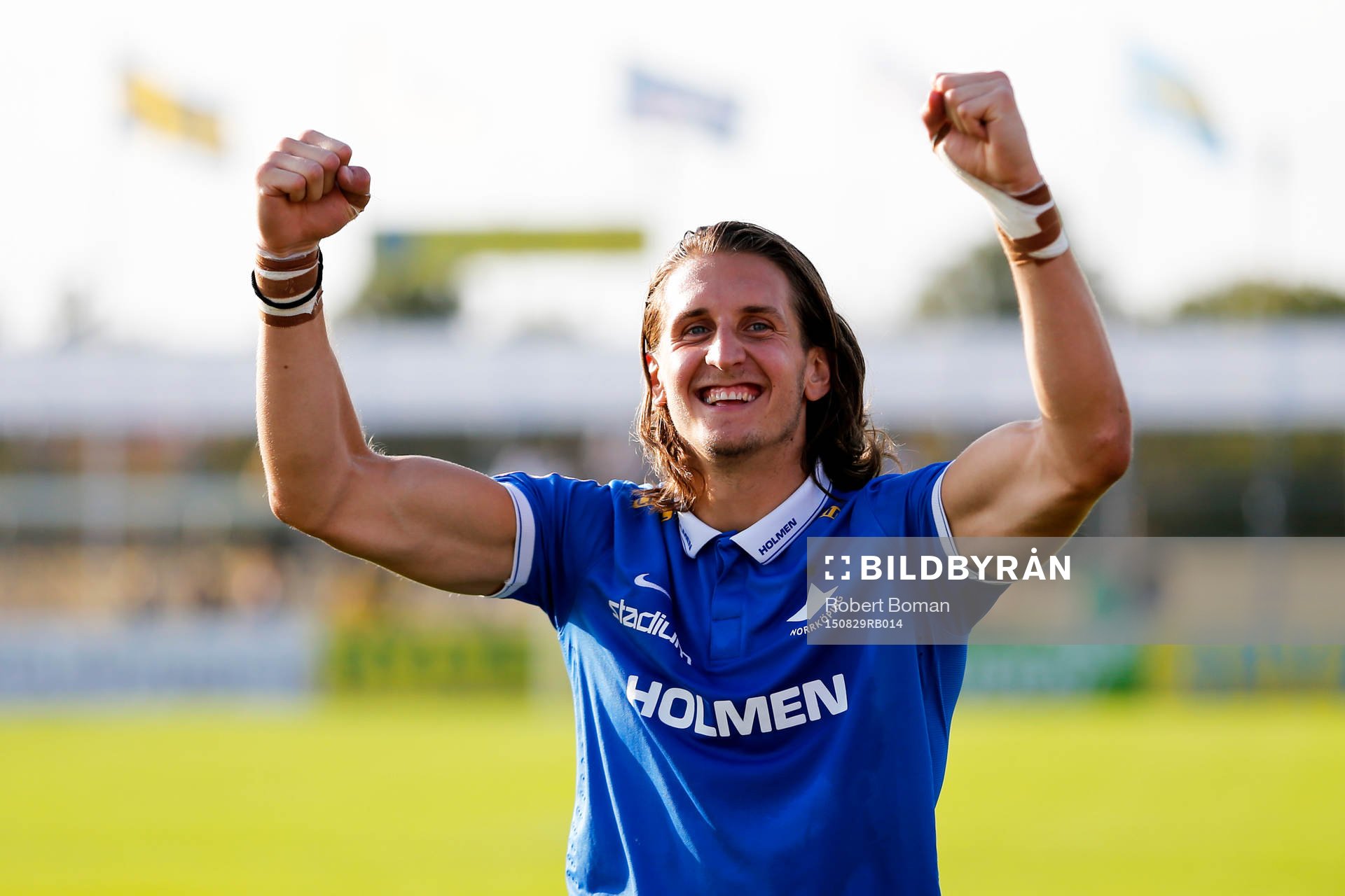 Norrköpings målvakt David Mitov Nilsson jublar efter fotbollsmatchen i Allsvenskan mellan Falkenberg och Norrköping den 29 Augusti 2015 i Falkenberg.
