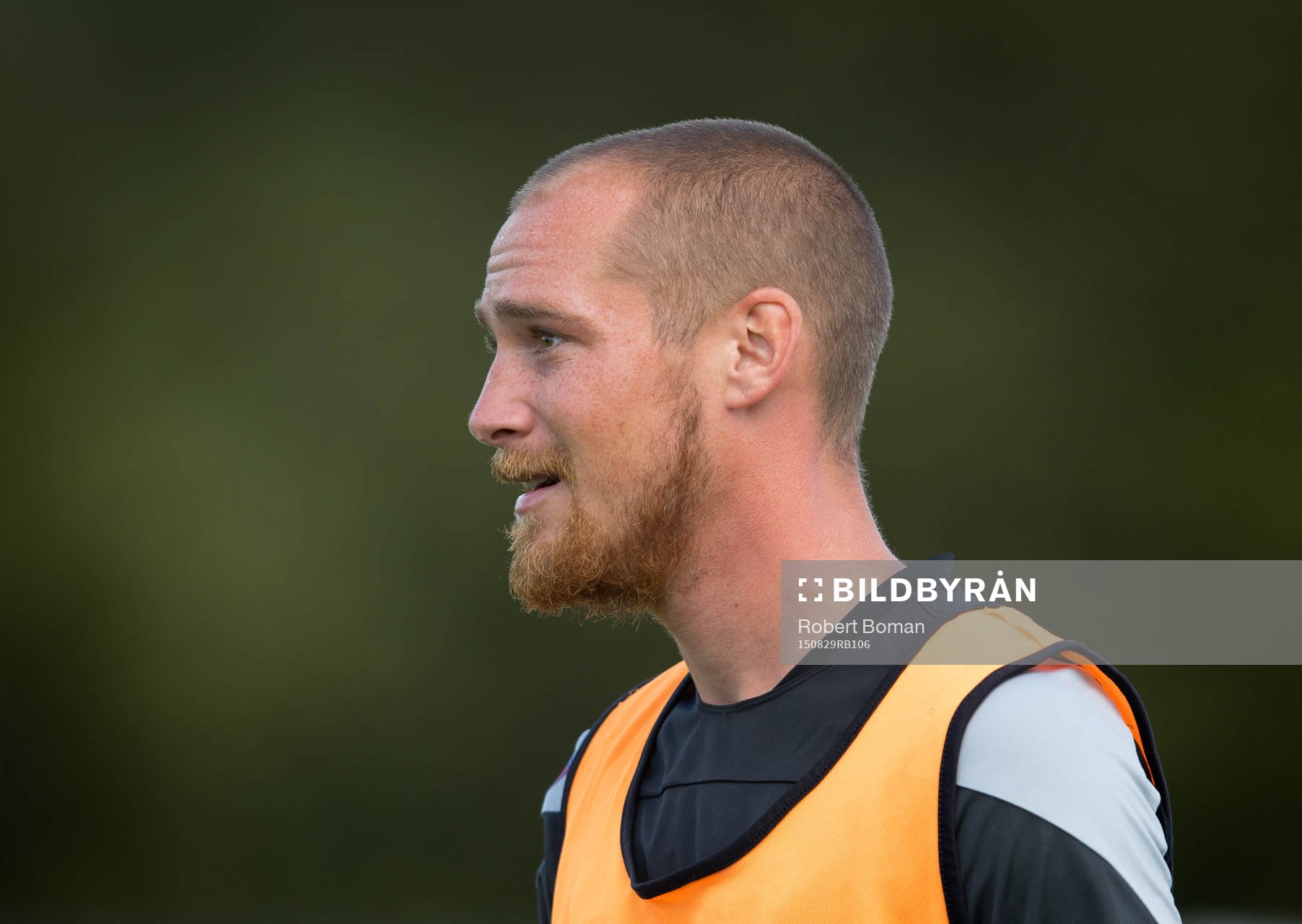 Falkenbergs Christoffer Carlsson före fotbollsmatchen i