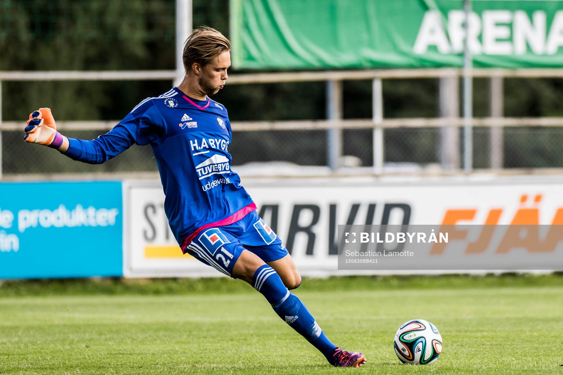 Ljungskiles målvakt Jonathan Johansson